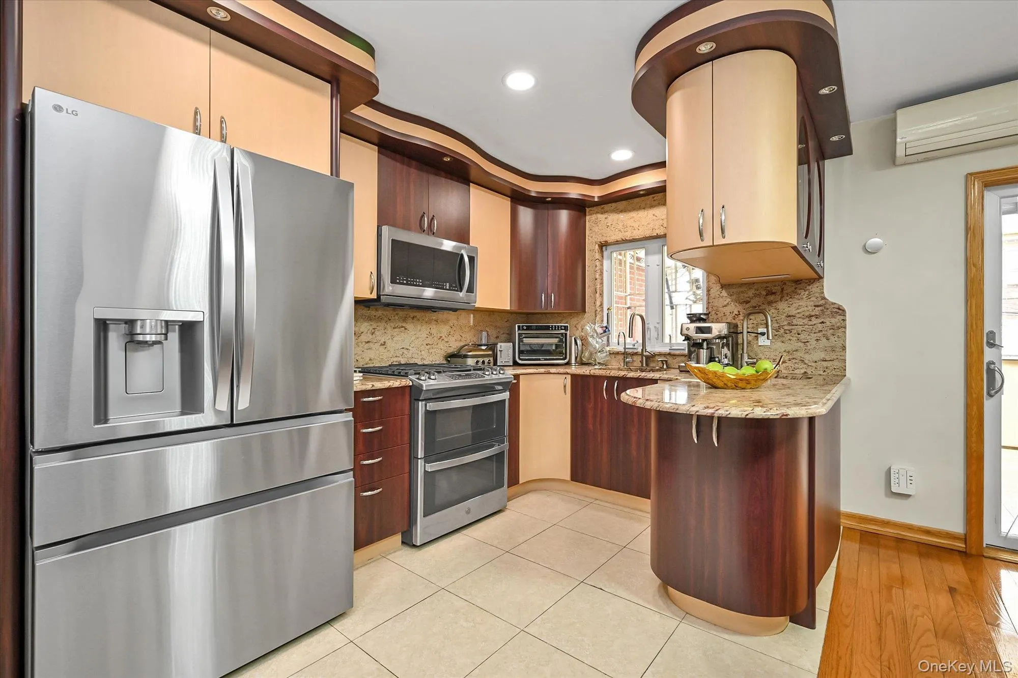 14703 77th Road, New York, NY, 3 Bedrooms Bedrooms, 10 Rooms Rooms,2 BathroomsBathrooms,Residential,For Rent,77th,0,1038456 14703 77th Road, New York, NY, 3 Bedrooms Bedrooms, 10 Rooms Rooms,2 BathroomsBathrooms,Residential,For Rent,77th,0,1038456