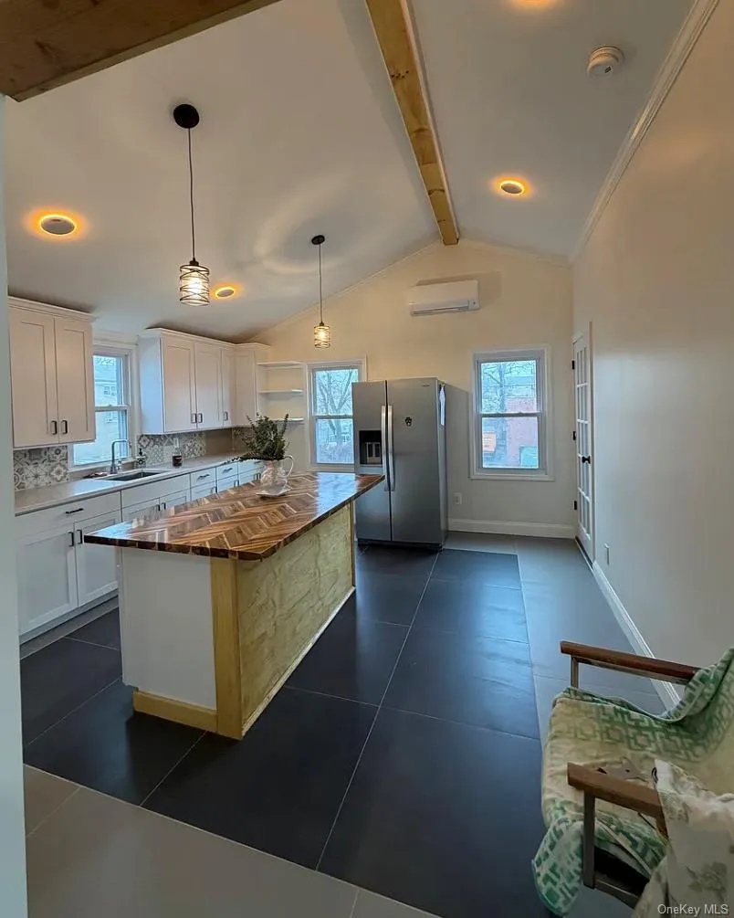 39 Jackson Street, Mount Vernon, NY, 2 Bedrooms Bedrooms, 5 Rooms Rooms,1 BathroomBathrooms,Residential Lease,For Rent,Jackson,0,1038459 39 Jackson Street, Mount Vernon, NY, 2 Bedrooms Bedrooms, 5 Rooms Rooms,1 BathroomBathrooms,Residential Lease,For Rent,Jackson,0,1038459