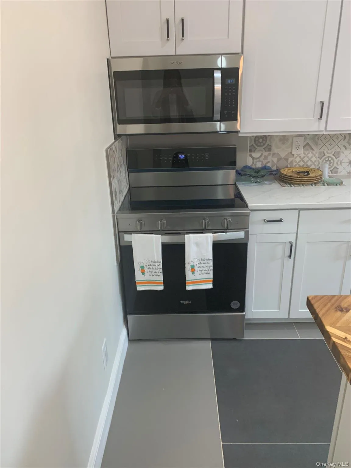 39 Jackson Street, Mount Vernon, NY, 2 Bedrooms Bedrooms, 5 Rooms Rooms,1 BathroomBathrooms,Residential Lease,For Rent,Jackson,0,1038459 39 Jackson Street, Mount Vernon, NY, 2 Bedrooms Bedrooms, 5 Rooms Rooms,1 BathroomBathrooms,Residential Lease,For Rent,Jackson,0,1038459