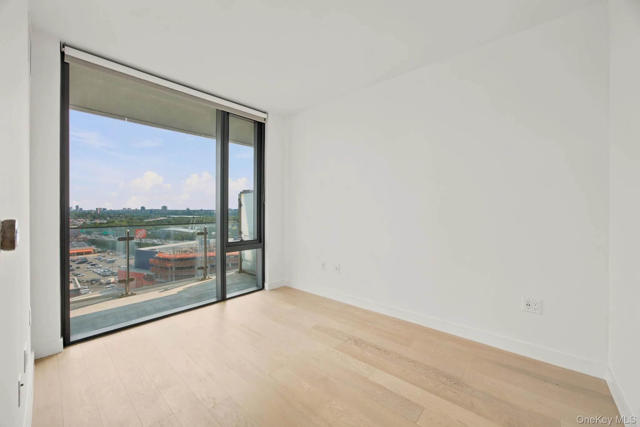13101 40th Road, New York, NY, 2 Bedrooms Bedrooms, 4 Rooms Rooms,2 BathroomsBathrooms,Residential Lease,For Rent,40th,0,1038460 13101 40th Road, New York, NY, 2 Bedrooms Bedrooms, 4 Rooms Rooms,2 BathroomsBathrooms,Residential Lease,For Rent,40th,0,1038460