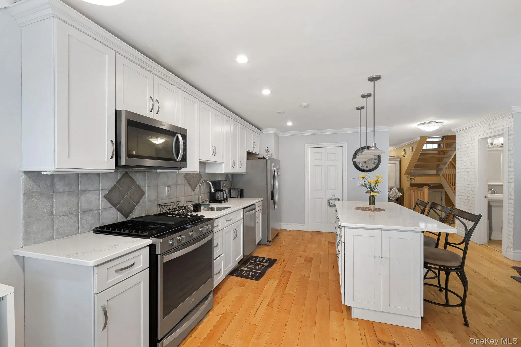 25 Skyline Terrace, Clarkstown, NY, 2 Bedrooms Bedrooms, 8 Rooms Rooms,2 BathroomsBathrooms,Residential,For Rent,Skyline,0,1038461 25 Skyline Terrace, Clarkstown, NY, 2 Bedrooms Bedrooms, 8 Rooms Rooms,2 BathroomsBathrooms,Residential,For Rent,Skyline,0,1038461
