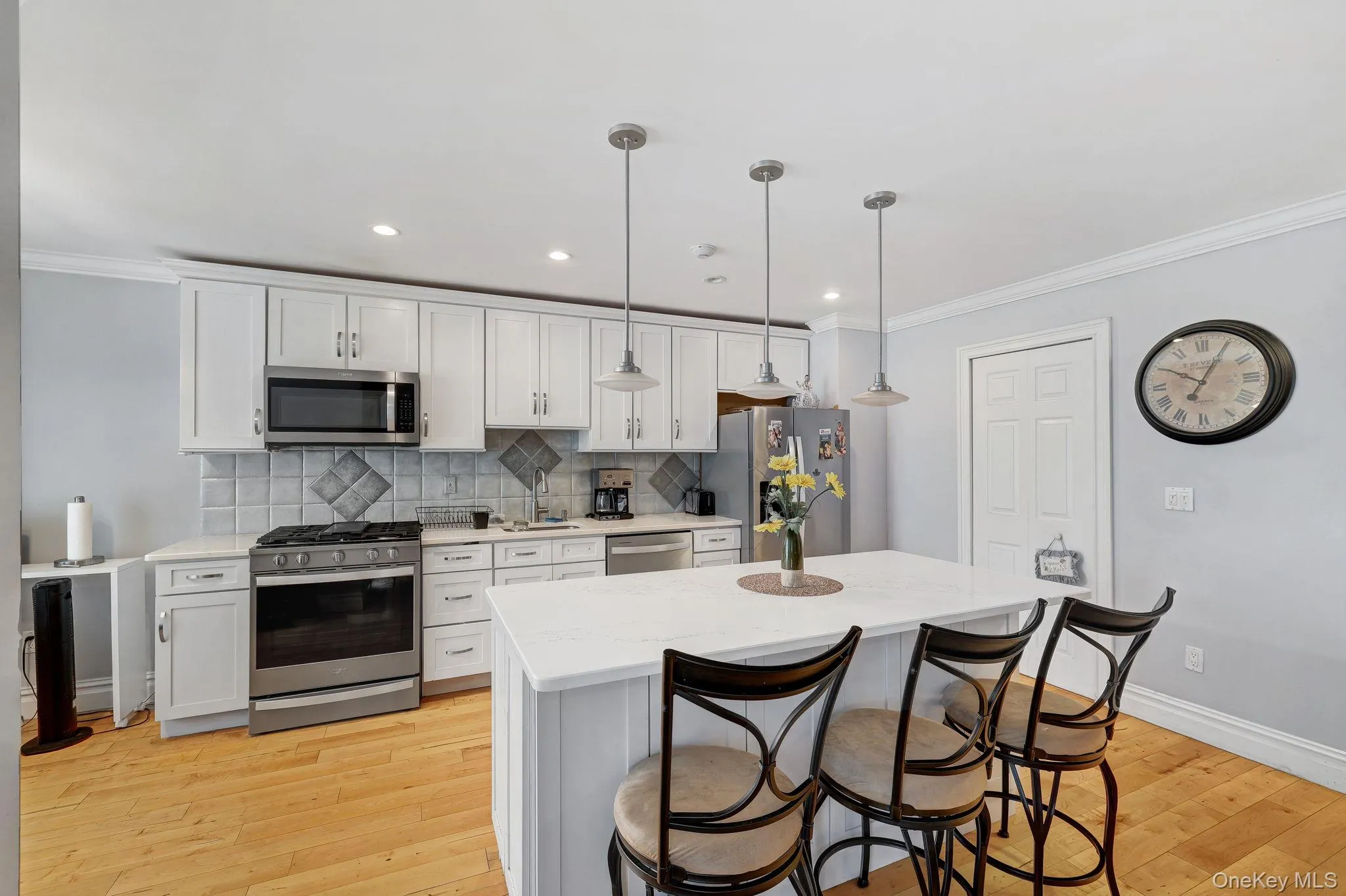 25 Skyline Terrace, Clarkstown, NY, 2 Bedrooms Bedrooms, 8 Rooms Rooms,2 BathroomsBathrooms,Residential,For Rent,Skyline,0,1038461 25 Skyline Terrace, Clarkstown, NY, 2 Bedrooms Bedrooms, 8 Rooms Rooms,2 BathroomsBathrooms,Residential,For Rent,Skyline,0,1038461