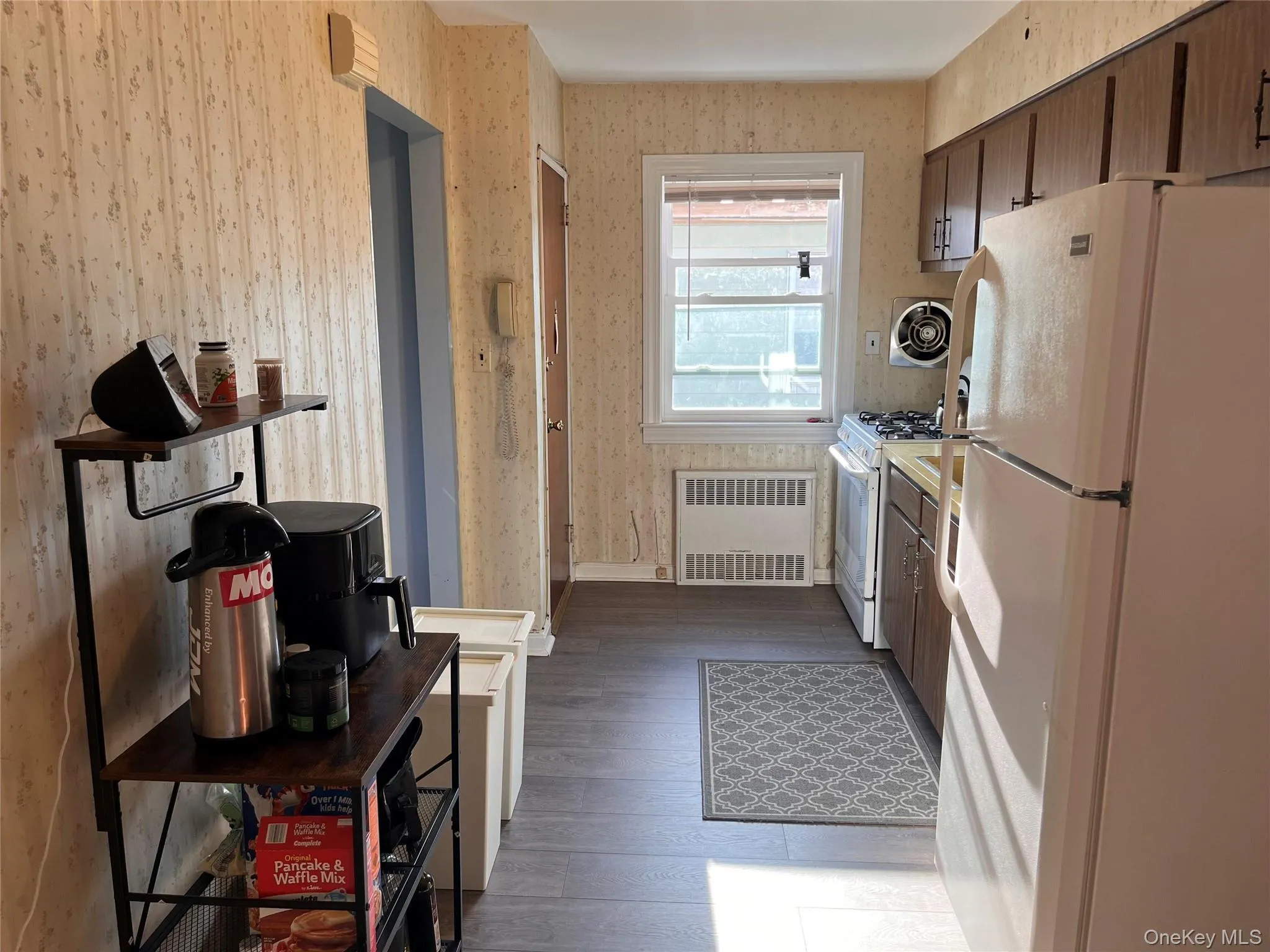 136-25 62nd Avenue, New York, NY, 2 Bedrooms Bedrooms, 5 Rooms Rooms,1 BathroomBathrooms,Residential Lease,For Rent,62nd,0,1038462 136-25 62nd Avenue, New York, NY, 2 Bedrooms Bedrooms, 5 Rooms Rooms,1 BathroomBathrooms,Residential Lease,For Rent,62nd,0,1038462