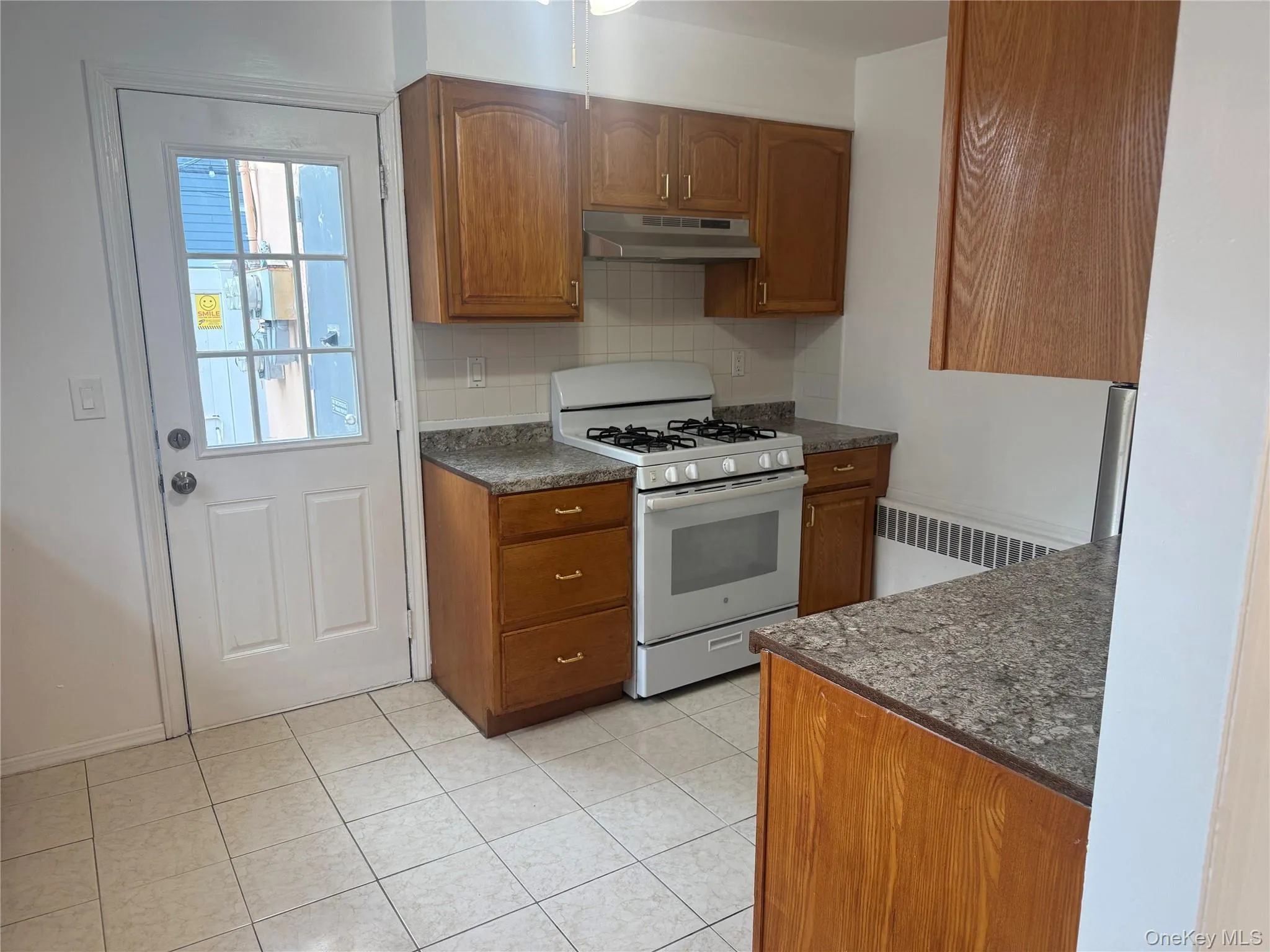646 Park Avenue, Long Beach, NY, 3 Bedrooms Bedrooms, 6 Rooms Rooms,1 BathroomBathrooms,Residential Lease,For Rent,Park,0,1038464 646 Park Avenue, Long Beach, NY, 3 Bedrooms Bedrooms, 6 Rooms Rooms,1 BathroomBathrooms,Residential Lease,For Rent,Park,0,1038464