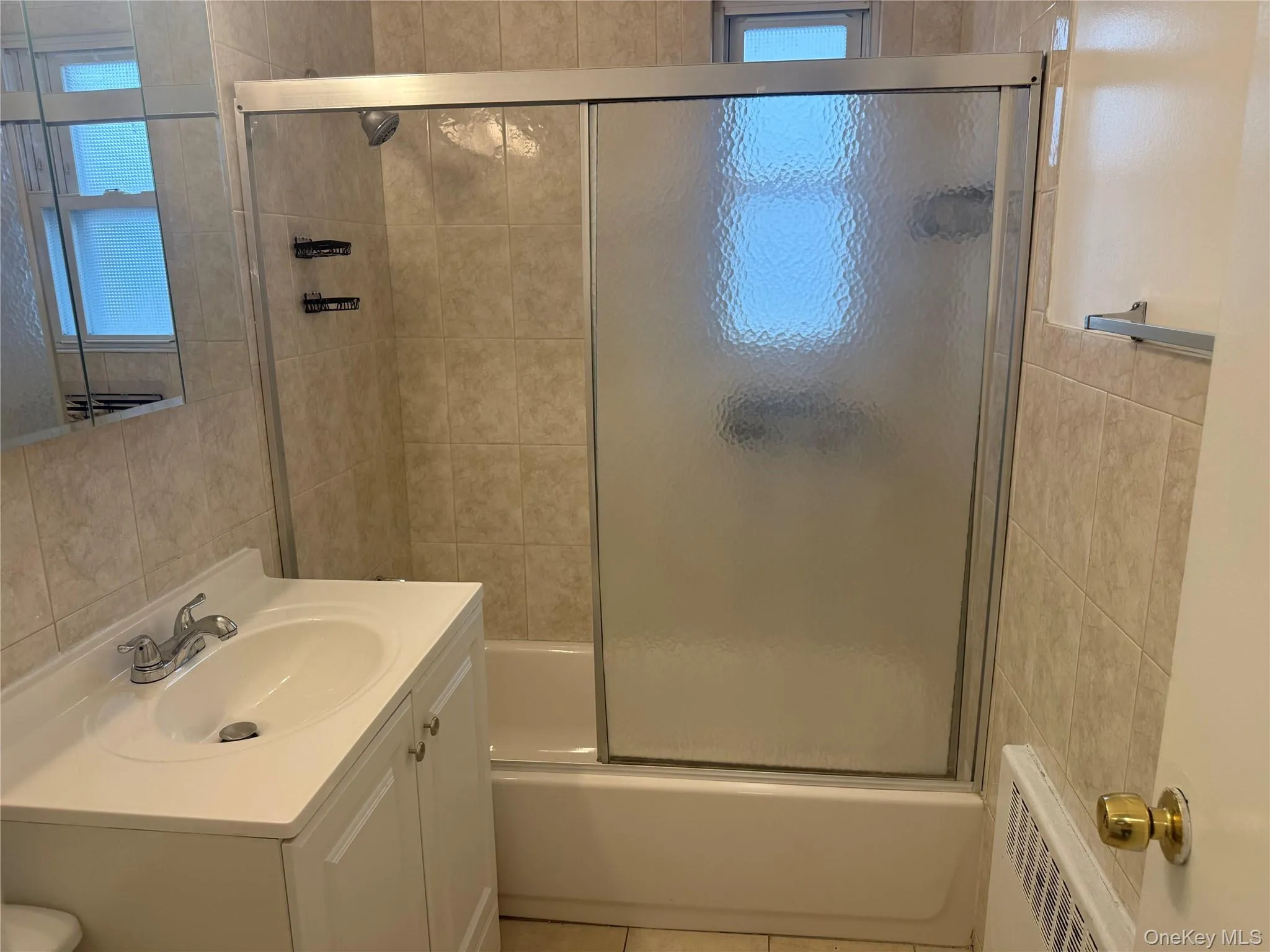 646 Park Avenue, Long Beach, NY, 3 Bedrooms Bedrooms, 6 Rooms Rooms,1 BathroomBathrooms,Residential Lease,For Rent,Park,0,1038464 646 Park Avenue, Long Beach, NY, 3 Bedrooms Bedrooms, 6 Rooms Rooms,1 BathroomBathrooms,Residential Lease,For Rent,Park,0,1038464