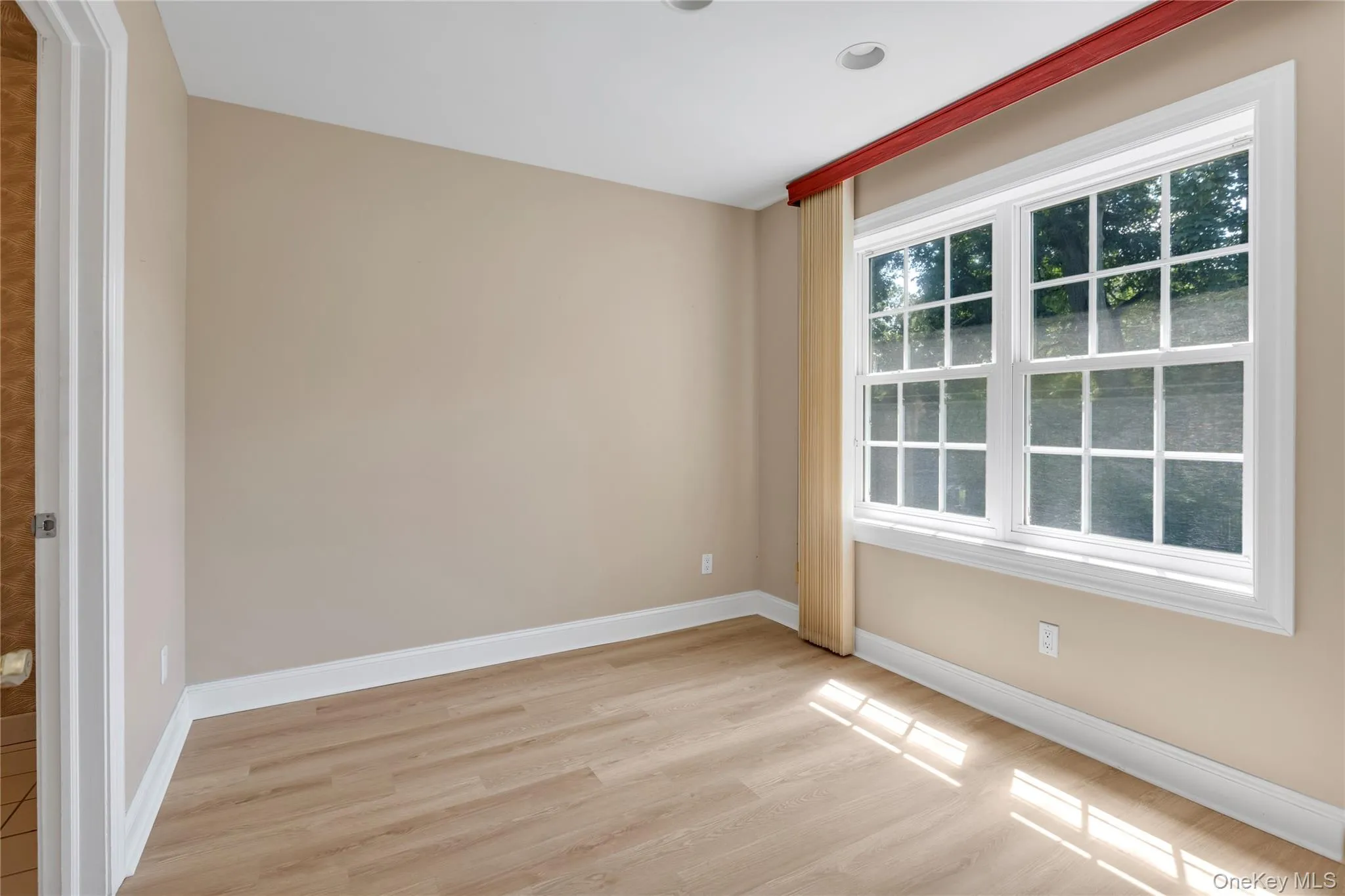 1118 Savoy Drive, Huntington, NY, 2 Bedrooms Bedrooms, 4 Rooms Rooms,2 BathroomsBathrooms,Residential,For Rent,Savoy,0,1038468 1118 Savoy Drive, Huntington, NY, 2 Bedrooms Bedrooms, 4 Rooms Rooms,2 BathroomsBathrooms,Residential,For Rent,Savoy,0,1038468