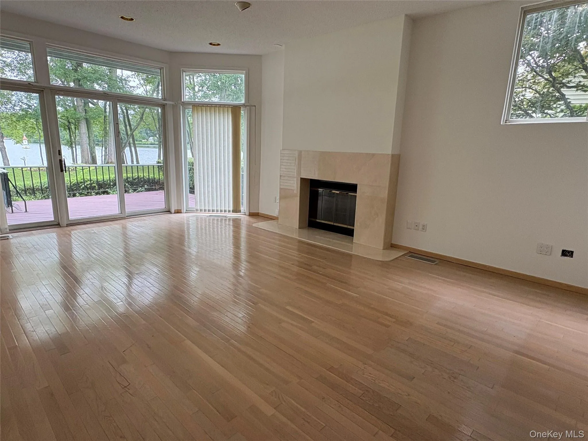 41 Waterside Close, Eastchester, NY, 4 Bedrooms Bedrooms, 8 Rooms Rooms,3 BathroomsBathrooms,Residential Lease,For Rent,Waterside,0,1038470 41 Waterside Close, Eastchester, NY, 4 Bedrooms Bedrooms, 8 Rooms Rooms,3 BathroomsBathrooms,Residential Lease,For Rent,Waterside,0,1038470