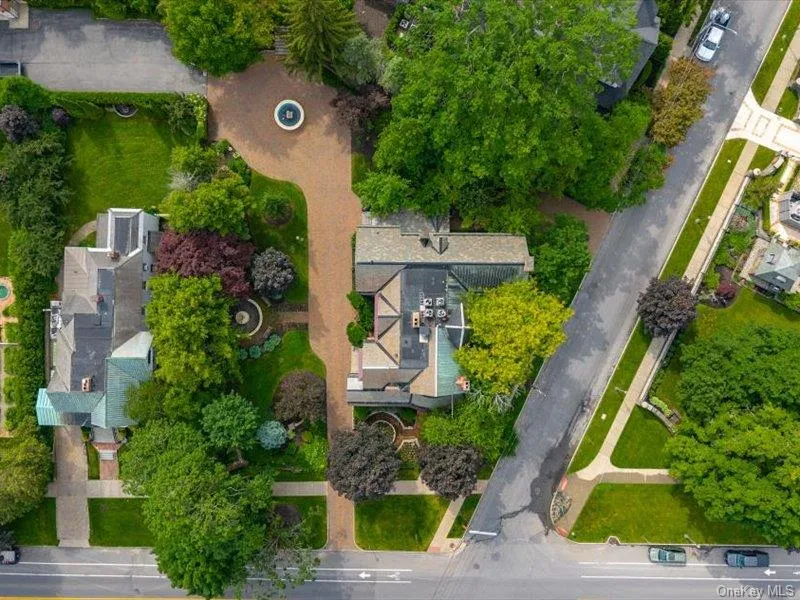 605 N. Broadway, Saratoga Springs, NY, 8 Bedrooms Bedrooms, 19 Rooms Rooms,8 BathroomsBathrooms,Residential,For Rent,N. Broadway,0,1038474 605 N. Broadway, Saratoga Springs, NY, 8 Bedrooms Bedrooms, 19 Rooms Rooms,8 BathroomsBathrooms,Residential,For Rent,N. Broadway,0,1038474