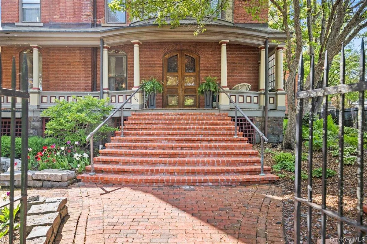 605 N. Broadway, Saratoga Springs, NY, 8 Bedrooms Bedrooms, 19 Rooms Rooms,8 BathroomsBathrooms,Residential,For Rent,N. Broadway,0,1038474 605 N. Broadway, Saratoga Springs, NY, 8 Bedrooms Bedrooms, 19 Rooms Rooms,8 BathroomsBathrooms,Residential,For Rent,N. Broadway,0,1038474