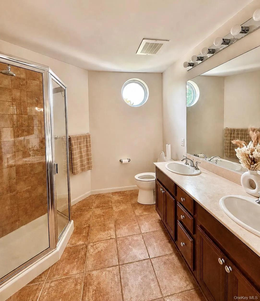 1207 Round Pointe Drive, Haverstraw, NY, 2 Bedrooms Bedrooms, 5 Rooms Rooms,2 BathroomsBathrooms,Residential,For Rent,Round Pointe,0,1038478 1207 Round Pointe Drive, Haverstraw, NY, 2 Bedrooms Bedrooms, 5 Rooms Rooms,2 BathroomsBathrooms,Residential,For Rent,Round Pointe,0,1038478