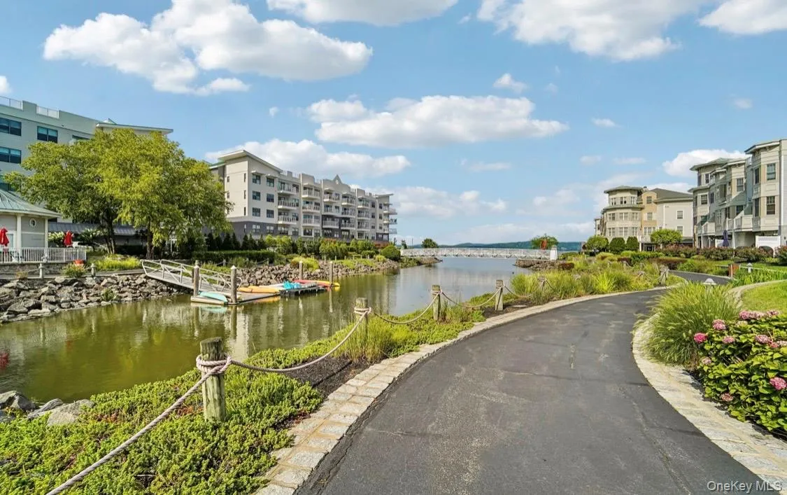 1207 Round Pointe Drive, Haverstraw, NY, 2 Bedrooms Bedrooms, 5 Rooms Rooms,2 BathroomsBathrooms,Residential,For Rent,Round Pointe,0,1038478 1207 Round Pointe Drive, Haverstraw, NY, 2 Bedrooms Bedrooms, 5 Rooms Rooms,2 BathroomsBathrooms,Residential,For Rent,Round Pointe,0,1038478