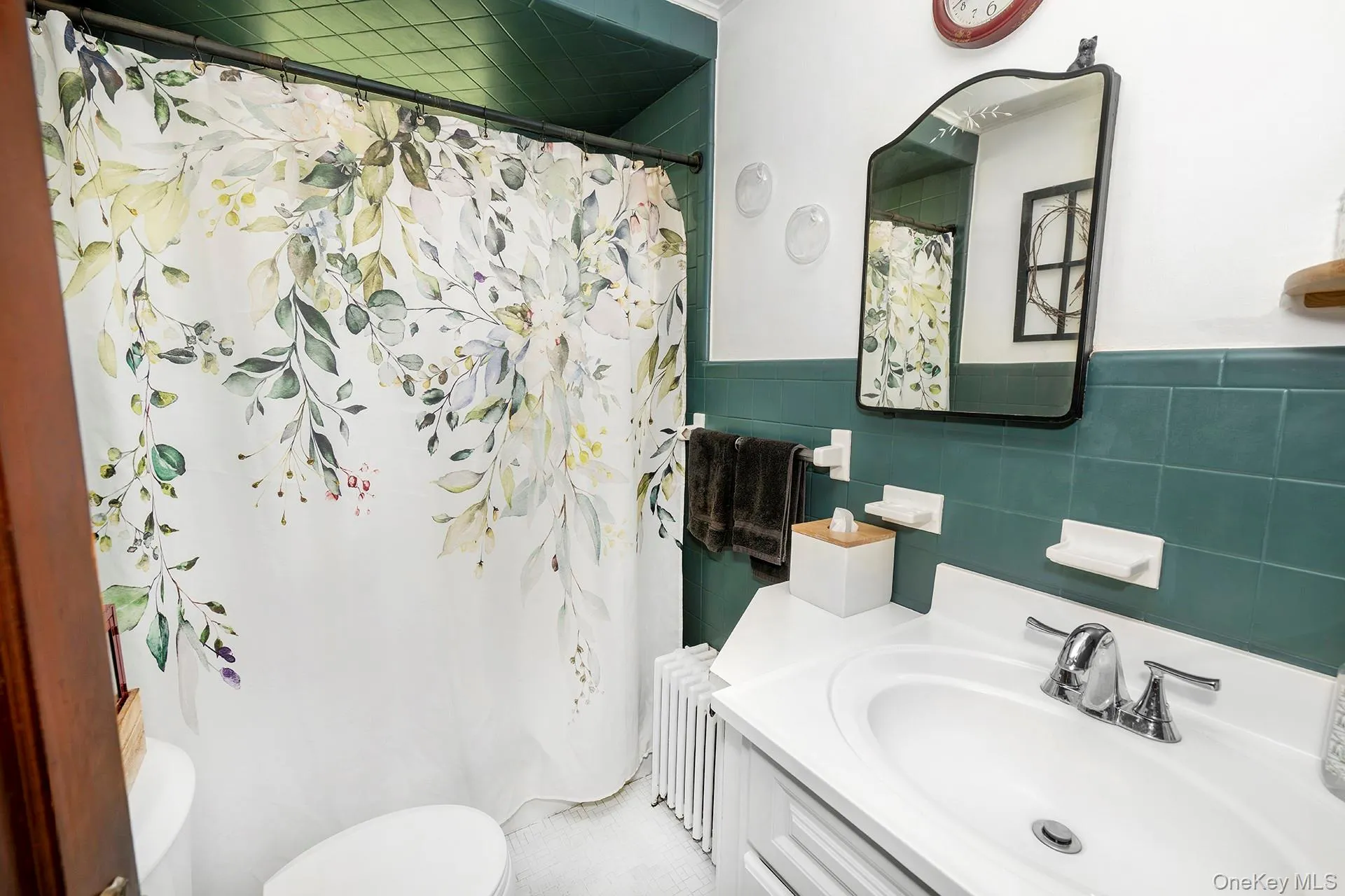 33 North Avenue, Pleasant Valley, NY, 2 Bedrooms Bedrooms, 8 Rooms Rooms,1 BathroomBathrooms,Residential,For Rent,North,0,1038481 33 North Avenue, Pleasant Valley, NY, 2 Bedrooms Bedrooms, 8 Rooms Rooms,1 BathroomBathrooms,Residential,For Rent,North,0,1038481
