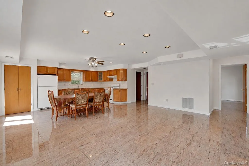 162-15 88th Street, New York, NY, 5 Bedrooms Bedrooms, 10 Rooms Rooms,3 BathroomsBathrooms,Residential,For Rent,88th,0,1038484 162-15 88th Street, New York, NY, 5 Bedrooms Bedrooms, 10 Rooms Rooms,3 BathroomsBathrooms,Residential,For Rent,88th,0,1038484