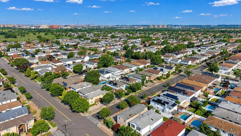 162-15 88th Street, New York, NY, 5 Bedrooms Bedrooms, 10 Rooms Rooms,3 BathroomsBathrooms,Residential,For Rent,88th,0,1038484 162-15 88th Street, New York, NY, 5 Bedrooms Bedrooms, 10 Rooms Rooms,3 BathroomsBathrooms,Residential,For Rent,88th,0,1038484