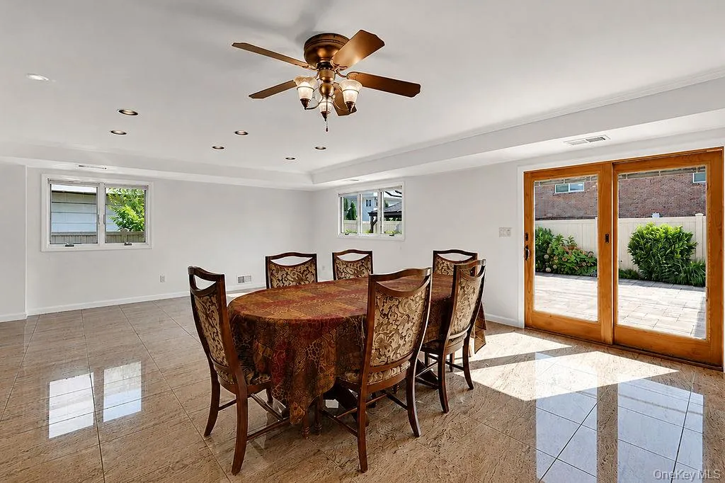 162-15 88th Street, New York, NY, 5 Bedrooms Bedrooms, 10 Rooms Rooms,3 BathroomsBathrooms,Residential,For Rent,88th,0,1038484 162-15 88th Street, New York, NY, 5 Bedrooms Bedrooms, 10 Rooms Rooms,3 BathroomsBathrooms,Residential,For Rent,88th,0,1038484