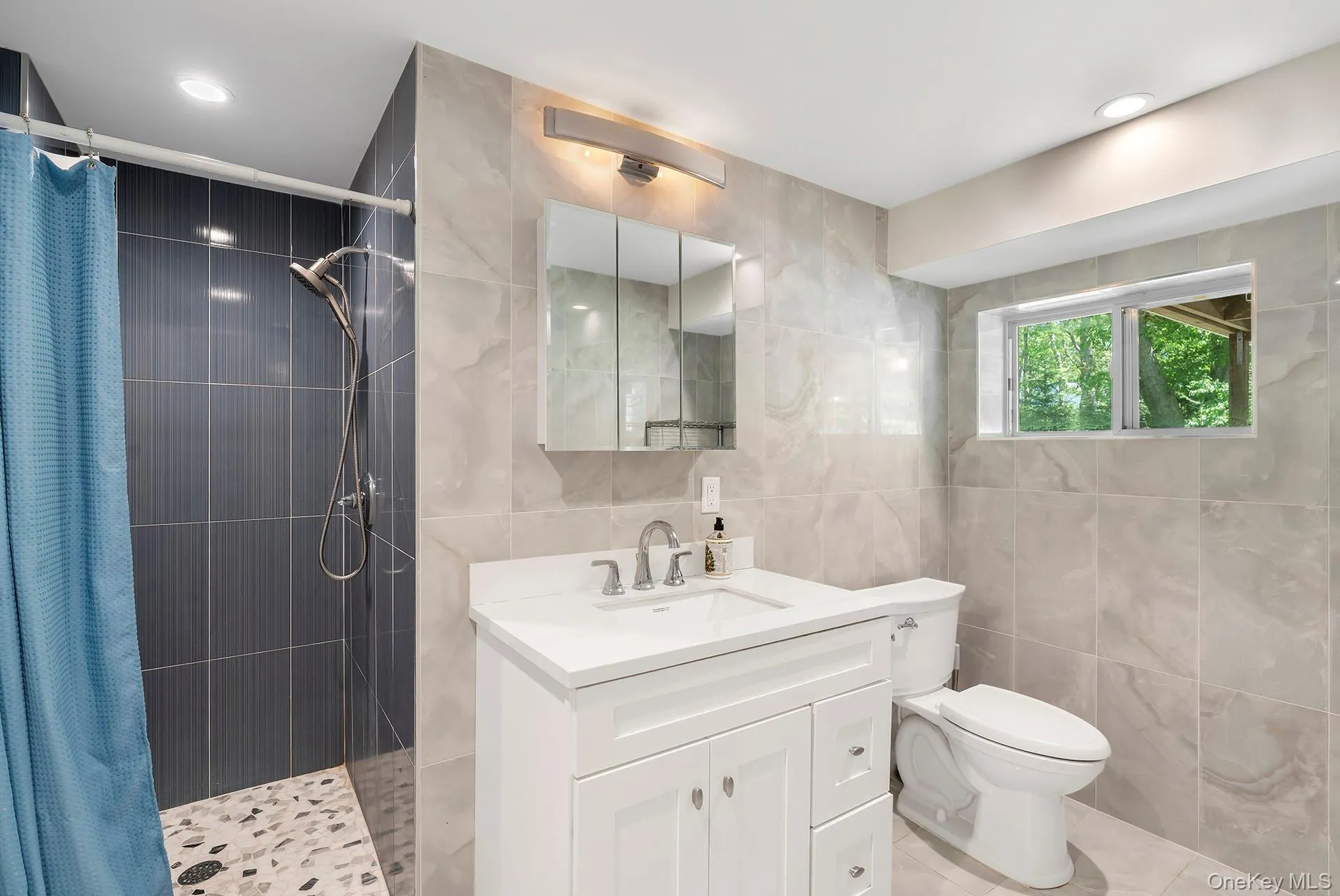 52 Walker Avenue, East Hampton, NY, 3 Bedrooms Bedrooms, 6 Rooms Rooms,2 BathroomsBathrooms,Residential Lease,For Rent,Walker,0,1038486 52 Walker Avenue, East Hampton, NY, 3 Bedrooms Bedrooms, 6 Rooms Rooms,2 BathroomsBathrooms,Residential Lease,For Rent,Walker,0,1038486