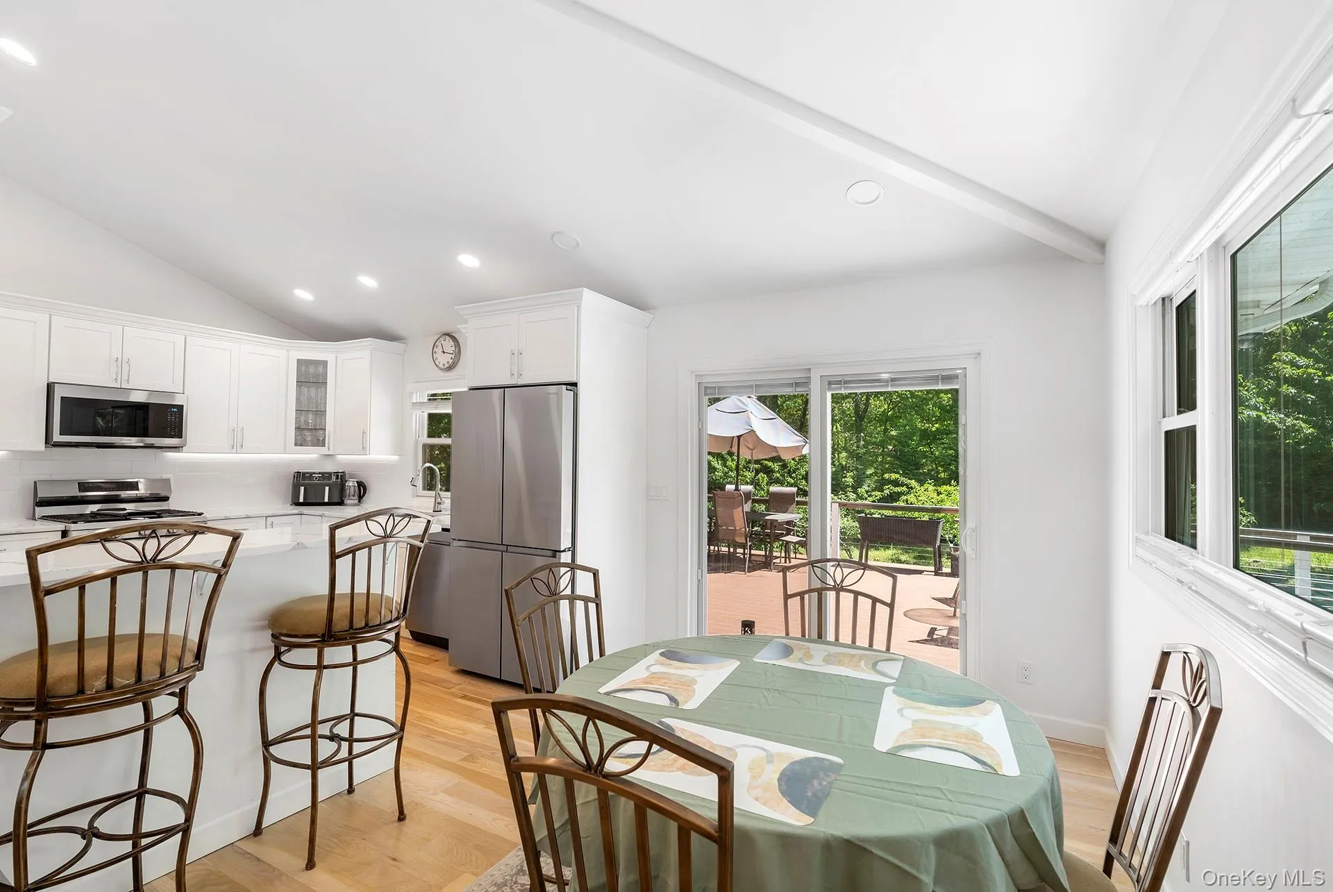 52 Walker Avenue, East Hampton, NY, 3 Bedrooms Bedrooms, 6 Rooms Rooms,2 BathroomsBathrooms,Residential Lease,For Rent,Walker,0,1038486 52 Walker Avenue, East Hampton, NY, 3 Bedrooms Bedrooms, 6 Rooms Rooms,2 BathroomsBathrooms,Residential Lease,For Rent,Walker,0,1038486