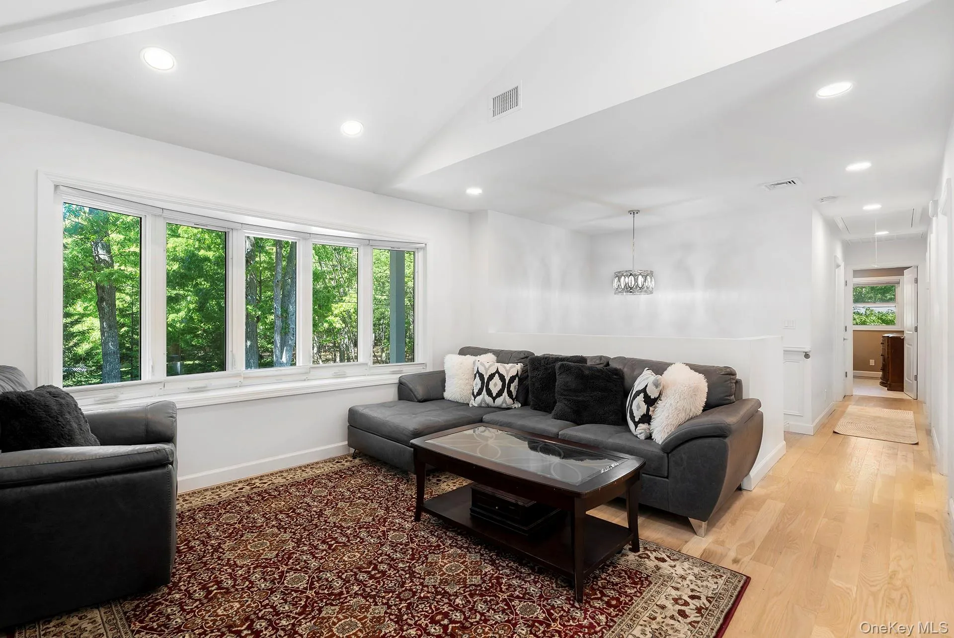 52 Walker Avenue, East Hampton, NY, 3 Bedrooms Bedrooms, 6 Rooms Rooms,2 BathroomsBathrooms,Residential Lease,For Rent,Walker,0,1038486 52 Walker Avenue, East Hampton, NY, 3 Bedrooms Bedrooms, 6 Rooms Rooms,2 BathroomsBathrooms,Residential Lease,For Rent,Walker,0,1038486