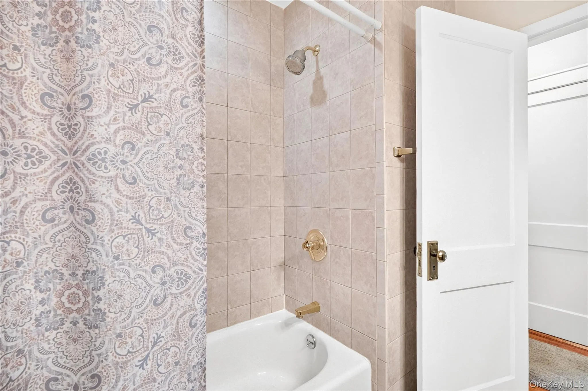 58 Second Street, Clarkstown, NY, 3 Bedrooms Bedrooms, 7 Rooms Rooms,2 BathroomsBathrooms,Residential,For Rent,Second,0,1038487 58 Second Street, Clarkstown, NY, 3 Bedrooms Bedrooms, 7 Rooms Rooms,2 BathroomsBathrooms,Residential,For Rent,Second,0,1038487