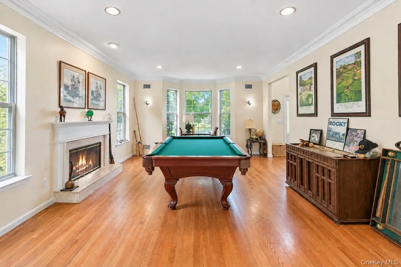 5 Sky View Court, Islip, NY, 5 Bedrooms Bedrooms, 9 Rooms Rooms,3 BathroomsBathrooms,Residential,For Rent,Sky View,0,1038491 5 Sky View Court, Islip, NY, 5 Bedrooms Bedrooms, 9 Rooms Rooms,3 BathroomsBathrooms,Residential,For Rent,Sky View,0,1038491