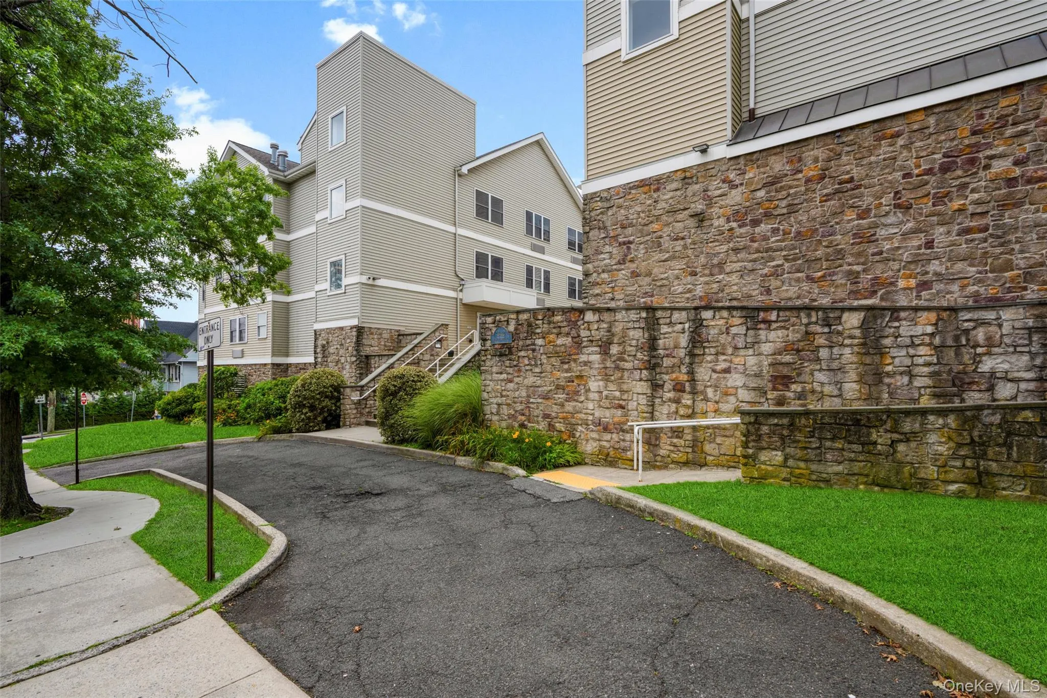 342 Westchester Avenue, Rye Town, NY, 2 Bedrooms Bedrooms, 4 Rooms Rooms,2 BathroomsBathrooms,Residential,For Rent,Westchester,0,1038492 342 Westchester Avenue, Rye Town, NY, 2 Bedrooms Bedrooms, 4 Rooms Rooms,2 BathroomsBathrooms,Residential,For Rent,Westchester,0,1038492