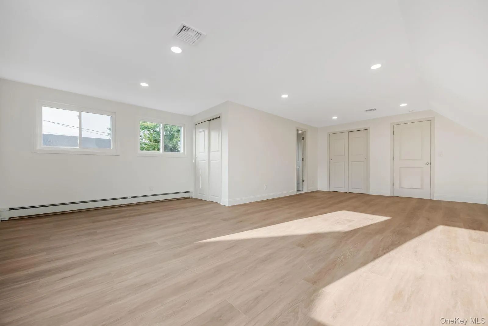 85 Twin Lane, Hempstead, NY, 4 Bedrooms Bedrooms, 8 Rooms Rooms,2 BathroomsBathrooms,Residential,For Rent,Twin,0,1038493 85 Twin Lane, Hempstead, NY, 4 Bedrooms Bedrooms, 8 Rooms Rooms,2 BathroomsBathrooms,Residential,For Rent,Twin,0,1038493