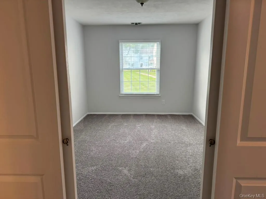 161 Fairview Circle, Brookhaven, NY, 2 Bedrooms Bedrooms, 4 Rooms Rooms,1 BathroomBathrooms,Residential Lease,For Rent,Fairview,0,1038497 161 Fairview Circle, Brookhaven, NY, 2 Bedrooms Bedrooms, 4 Rooms Rooms,1 BathroomBathrooms,Residential Lease,For Rent,Fairview,0,1038497
