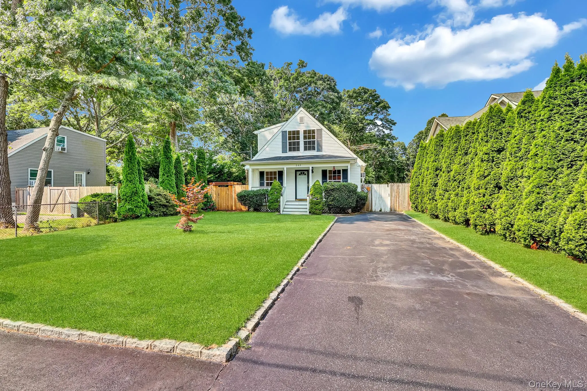 265 Forrest Avenue, Brookhaven, NY, 4 Bedrooms Bedrooms, 7 Rooms Rooms,2 BathroomsBathrooms,Residential,For Rent,Forrest,0,1038498 265 Forrest Avenue, Brookhaven, NY, 4 Bedrooms Bedrooms, 7 Rooms Rooms,2 BathroomsBathrooms,Residential,For Rent,Forrest,0,1038498
