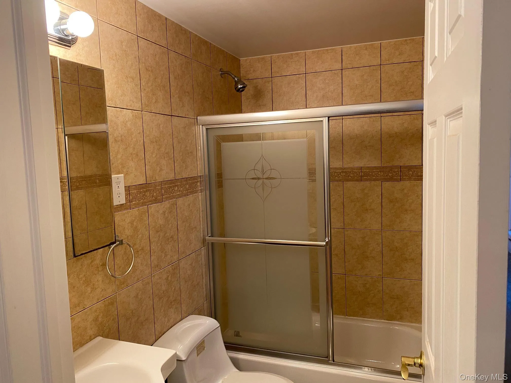 47-19 194th Street, New York, NY, 3 Bedrooms Bedrooms, 6 Rooms Rooms,2 BathroomsBathrooms,Residential Lease,For Rent,194th,0,1038500 47-19 194th Street, New York, NY, 3 Bedrooms Bedrooms, 6 Rooms Rooms,2 BathroomsBathrooms,Residential Lease,For Rent,194th,0,1038500