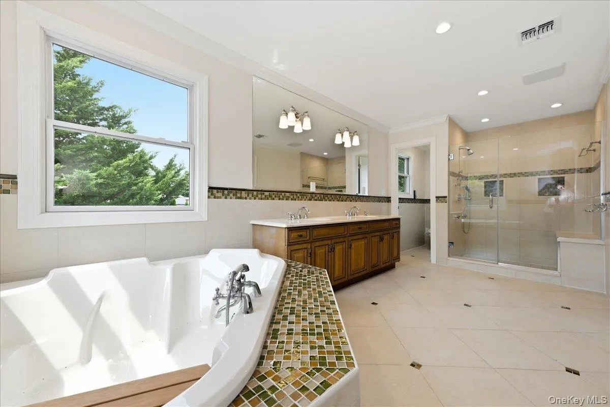 4 Corin Court, Oyster Bay, NY, 4 Bedrooms Bedrooms, 8 Rooms Rooms,3 BathroomsBathrooms,Residential,For Rent,Corin,0,1038506 4 Corin Court, Oyster Bay, NY, 4 Bedrooms Bedrooms, 8 Rooms Rooms,3 BathroomsBathrooms,Residential,For Rent,Corin,0,1038506