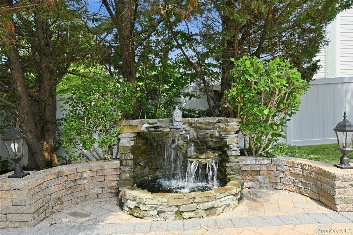 4 Corin Court, Oyster Bay, NY, 4 Bedrooms Bedrooms, 8 Rooms Rooms,3 BathroomsBathrooms,Residential,For Rent,Corin,0,1038506 4 Corin Court, Oyster Bay, NY, 4 Bedrooms Bedrooms, 8 Rooms Rooms,3 BathroomsBathrooms,Residential,For Rent,Corin,0,1038506