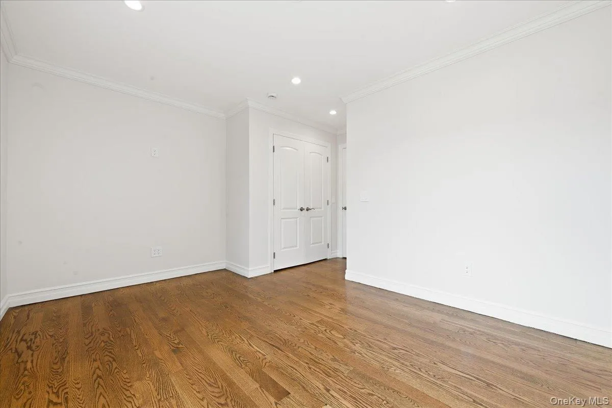 4 Corin Court, Oyster Bay, NY, 4 Bedrooms Bedrooms, 8 Rooms Rooms,3 BathroomsBathrooms,Residential,For Rent,Corin,0,1038506 4 Corin Court, Oyster Bay, NY, 4 Bedrooms Bedrooms, 8 Rooms Rooms,3 BathroomsBathrooms,Residential,For Rent,Corin,0,1038506