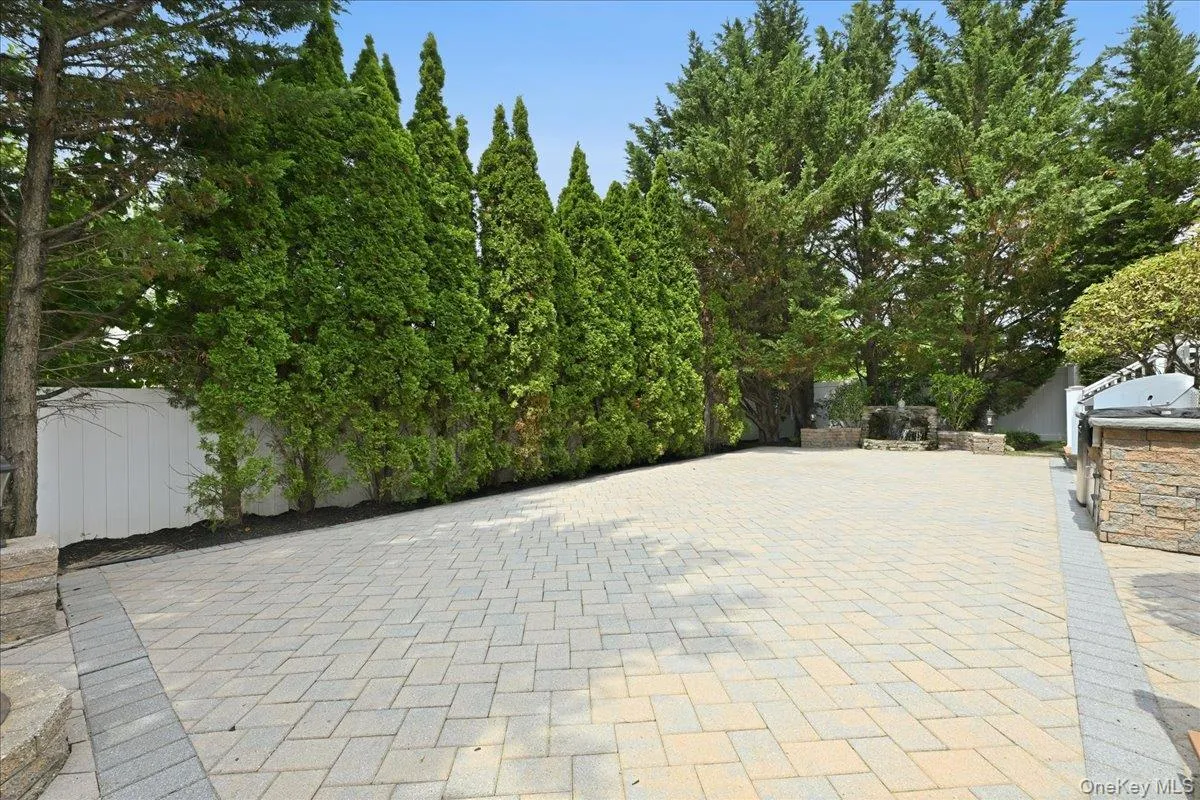 4 Corin Court, Oyster Bay, NY, 4 Bedrooms Bedrooms, 8 Rooms Rooms,3 BathroomsBathrooms,Residential,For Rent,Corin,0,1038506 4 Corin Court, Oyster Bay, NY, 4 Bedrooms Bedrooms, 8 Rooms Rooms,3 BathroomsBathrooms,Residential,For Rent,Corin,0,1038506