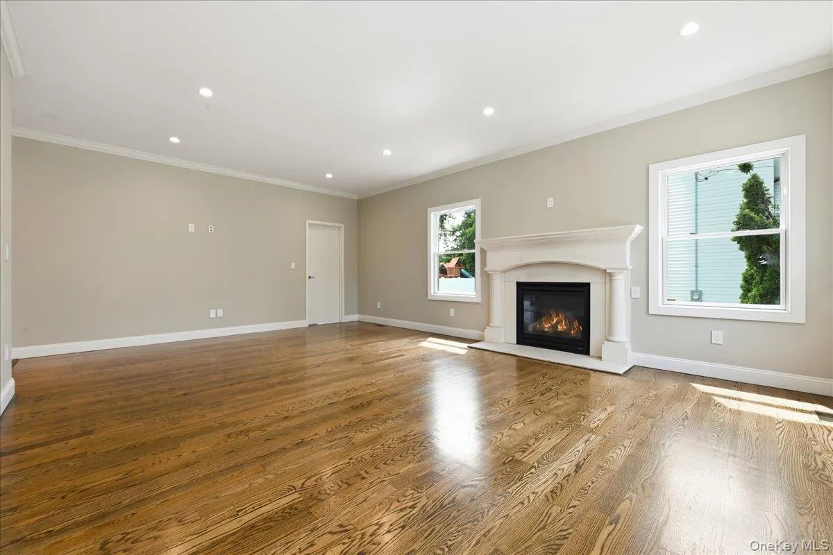 4 Corin Court, Oyster Bay, NY, 4 Bedrooms Bedrooms, 8 Rooms Rooms,3 BathroomsBathrooms,Residential,For Rent,Corin,0,1038506 4 Corin Court, Oyster Bay, NY, 4 Bedrooms Bedrooms, 8 Rooms Rooms,3 BathroomsBathrooms,Residential,For Rent,Corin,0,1038506