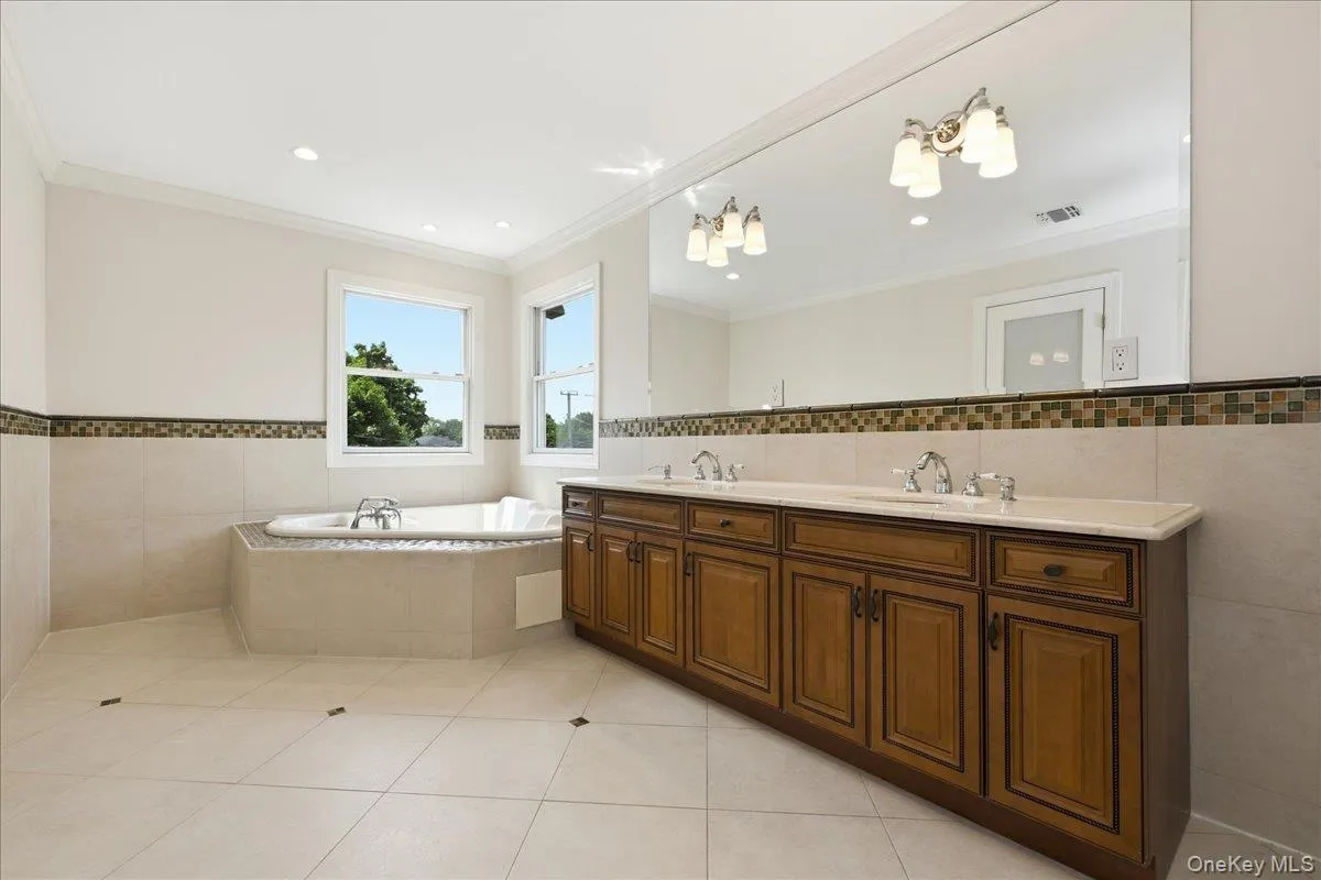 4 Corin Court, Oyster Bay, NY, 4 Bedrooms Bedrooms, 8 Rooms Rooms,3 BathroomsBathrooms,Residential,For Rent,Corin,0,1038506 4 Corin Court, Oyster Bay, NY, 4 Bedrooms Bedrooms, 8 Rooms Rooms,3 BathroomsBathrooms,Residential,For Rent,Corin,0,1038506