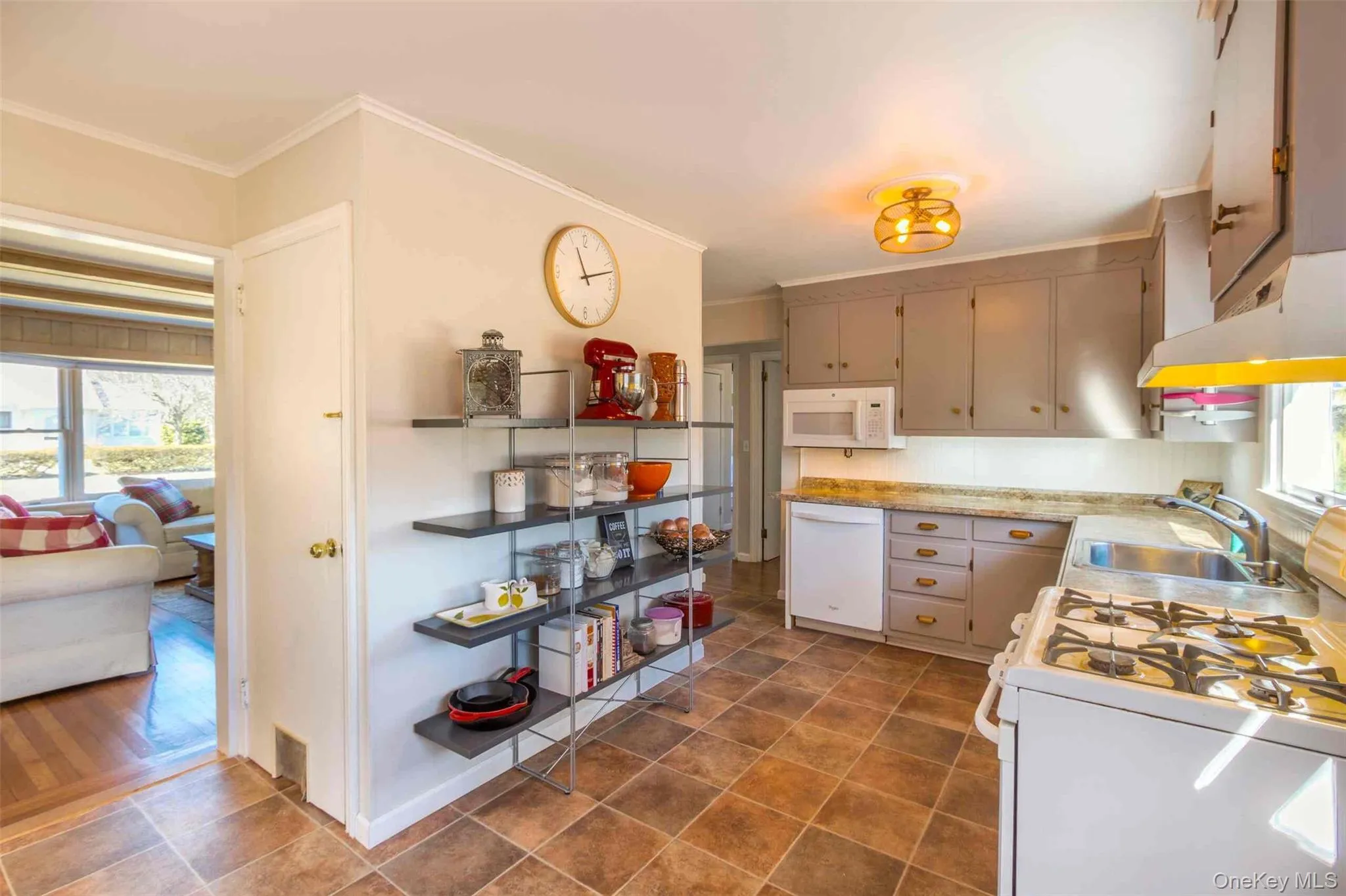 25 Huckleberry Lane, Southampton, NY, 2 Bedrooms Bedrooms, 4 Rooms Rooms,1 BathroomBathrooms,Residential Lease,For Rent,Huckleberry,0,1038509 25 Huckleberry Lane, Southampton, NY, 2 Bedrooms Bedrooms, 4 Rooms Rooms,1 BathroomBathrooms,Residential Lease,For Rent,Huckleberry,0,1038509