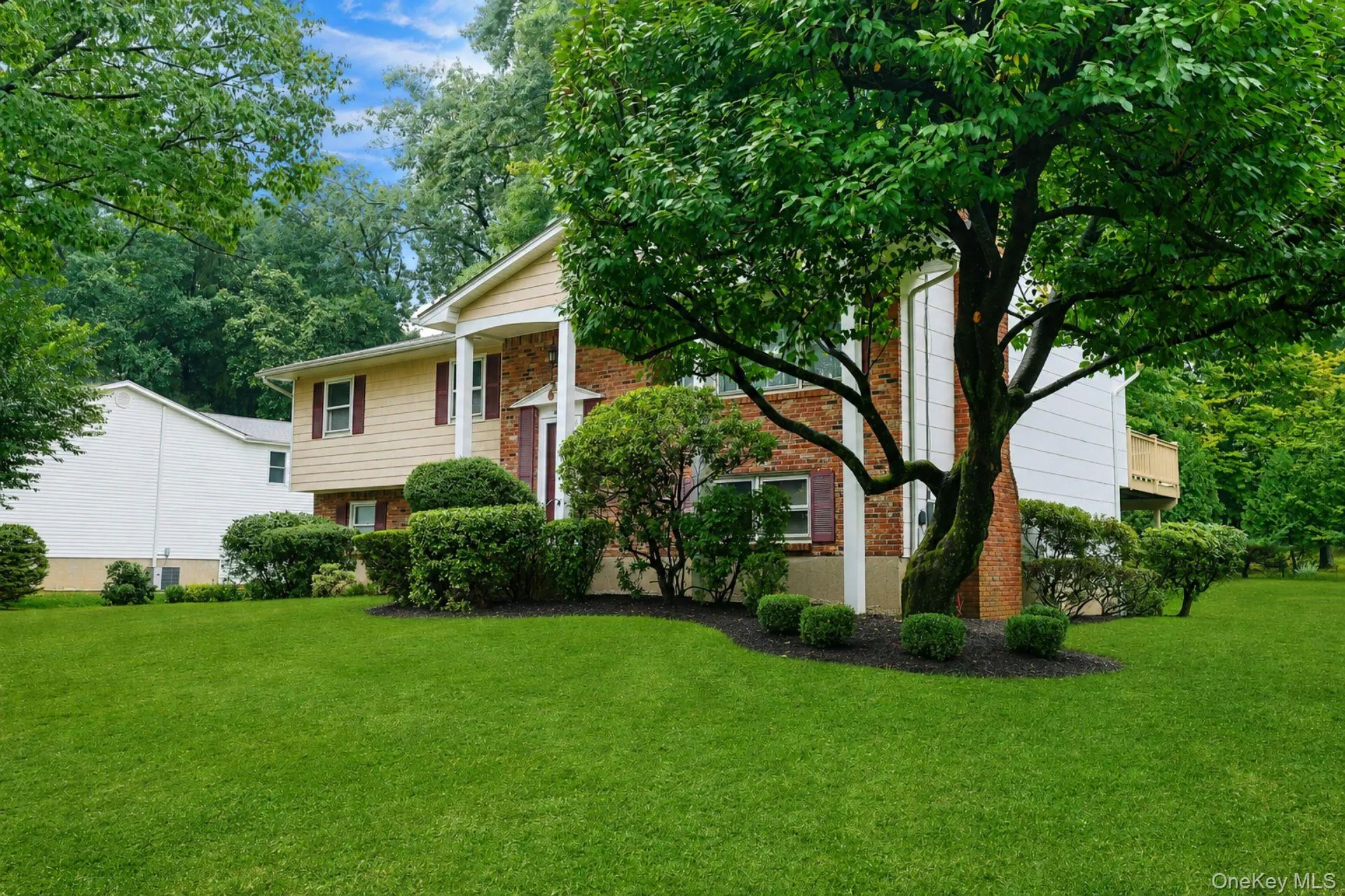 38 York Drive, Clarkstown, NY, 4 Bedrooms Bedrooms, 7 Rooms Rooms,2 BathroomsBathrooms,Residential,For Rent,York,0,1038511 38 York Drive, Clarkstown, NY, 4 Bedrooms Bedrooms, 7 Rooms Rooms,2 BathroomsBathrooms,Residential,For Rent,York,0,1038511