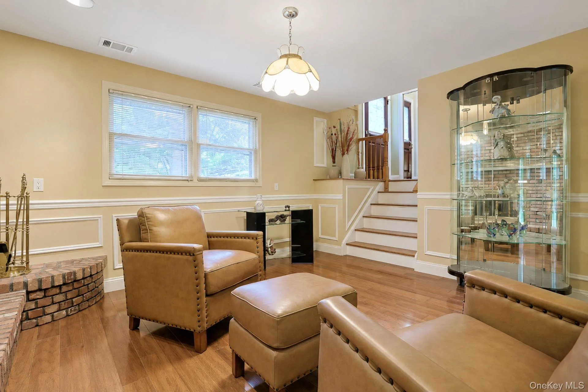 38 York Drive, Clarkstown, NY, 4 Bedrooms Bedrooms, 7 Rooms Rooms,2 BathroomsBathrooms,Residential,For Rent,York,0,1038511 38 York Drive, Clarkstown, NY, 4 Bedrooms Bedrooms, 7 Rooms Rooms,2 BathroomsBathrooms,Residential,For Rent,York,0,1038511