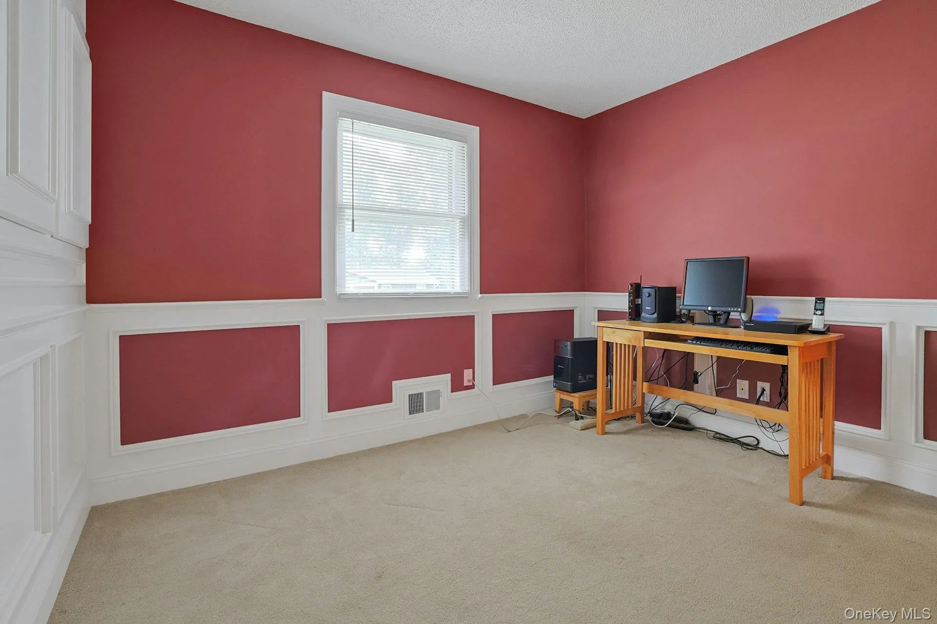 38 York Drive, Clarkstown, NY, 4 Bedrooms Bedrooms, 7 Rooms Rooms,2 BathroomsBathrooms,Residential,For Rent,York,0,1038511 38 York Drive, Clarkstown, NY, 4 Bedrooms Bedrooms, 7 Rooms Rooms,2 BathroomsBathrooms,Residential,For Rent,York,0,1038511