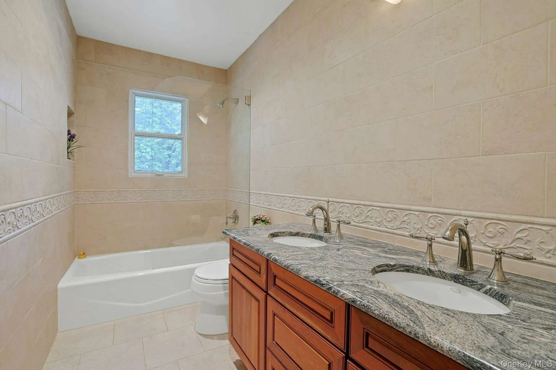 38 York Drive, Clarkstown, NY, 4 Bedrooms Bedrooms, 7 Rooms Rooms,2 BathroomsBathrooms,Residential,For Rent,York,0,1038511 38 York Drive, Clarkstown, NY, 4 Bedrooms Bedrooms, 7 Rooms Rooms,2 BathroomsBathrooms,Residential,For Rent,York,0,1038511