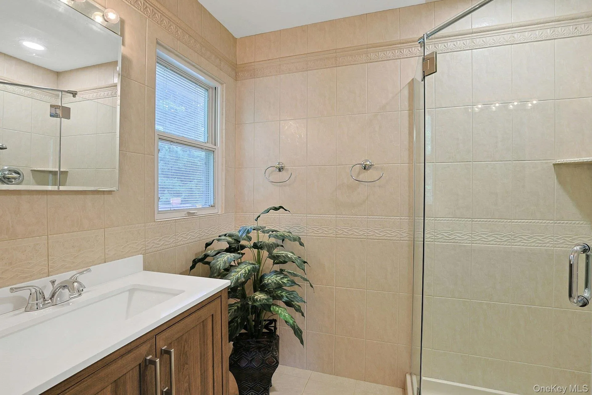 38 York Drive, Clarkstown, NY, 4 Bedrooms Bedrooms, 7 Rooms Rooms,2 BathroomsBathrooms,Residential,For Rent,York,0,1038511 38 York Drive, Clarkstown, NY, 4 Bedrooms Bedrooms, 7 Rooms Rooms,2 BathroomsBathrooms,Residential,For Rent,York,0,1038511