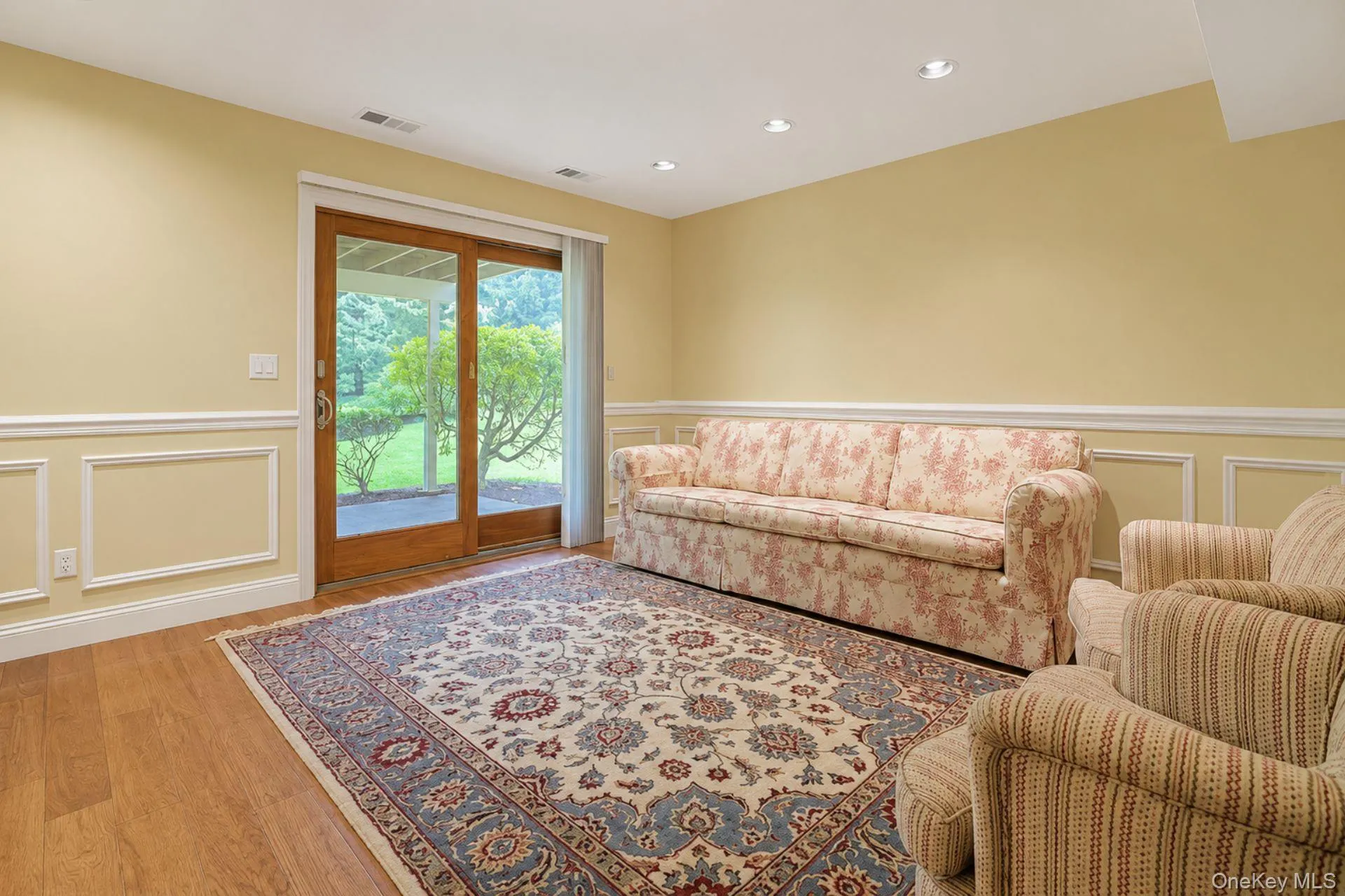 38 York Drive, Clarkstown, NY, 4 Bedrooms Bedrooms, 7 Rooms Rooms,2 BathroomsBathrooms,Residential,For Rent,York,0,1038511 38 York Drive, Clarkstown, NY, 4 Bedrooms Bedrooms, 7 Rooms Rooms,2 BathroomsBathrooms,Residential,For Rent,York,0,1038511