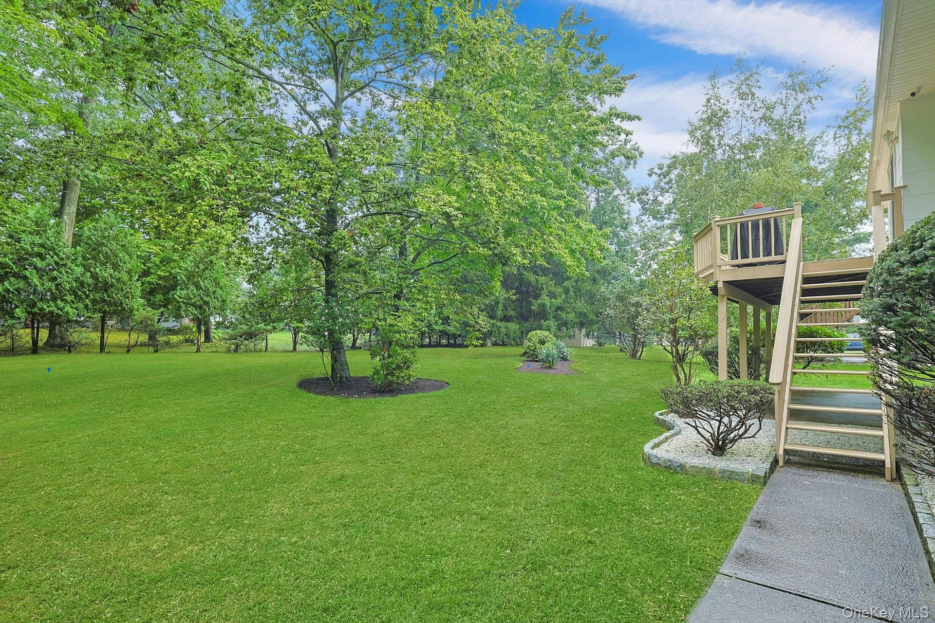 38 York Drive, Clarkstown, NY, 4 Bedrooms Bedrooms, 7 Rooms Rooms,2 BathroomsBathrooms,Residential,For Rent,York,0,1038511 38 York Drive, Clarkstown, NY, 4 Bedrooms Bedrooms, 7 Rooms Rooms,2 BathroomsBathrooms,Residential,For Rent,York,0,1038511
