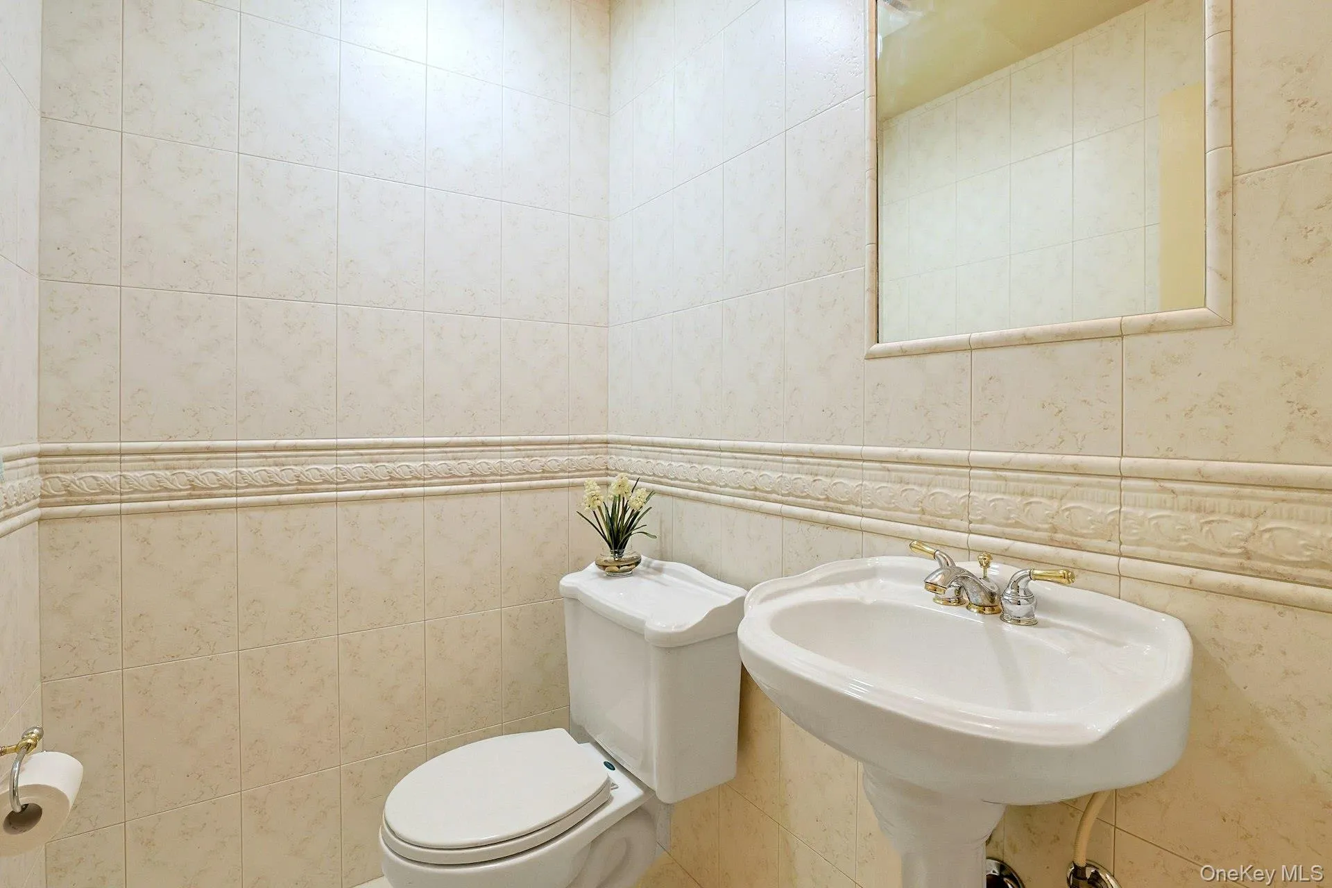 38 York Drive, Clarkstown, NY, 4 Bedrooms Bedrooms, 7 Rooms Rooms,2 BathroomsBathrooms,Residential,For Rent,York,0,1038511 38 York Drive, Clarkstown, NY, 4 Bedrooms Bedrooms, 7 Rooms Rooms,2 BathroomsBathrooms,Residential,For Rent,York,0,1038511