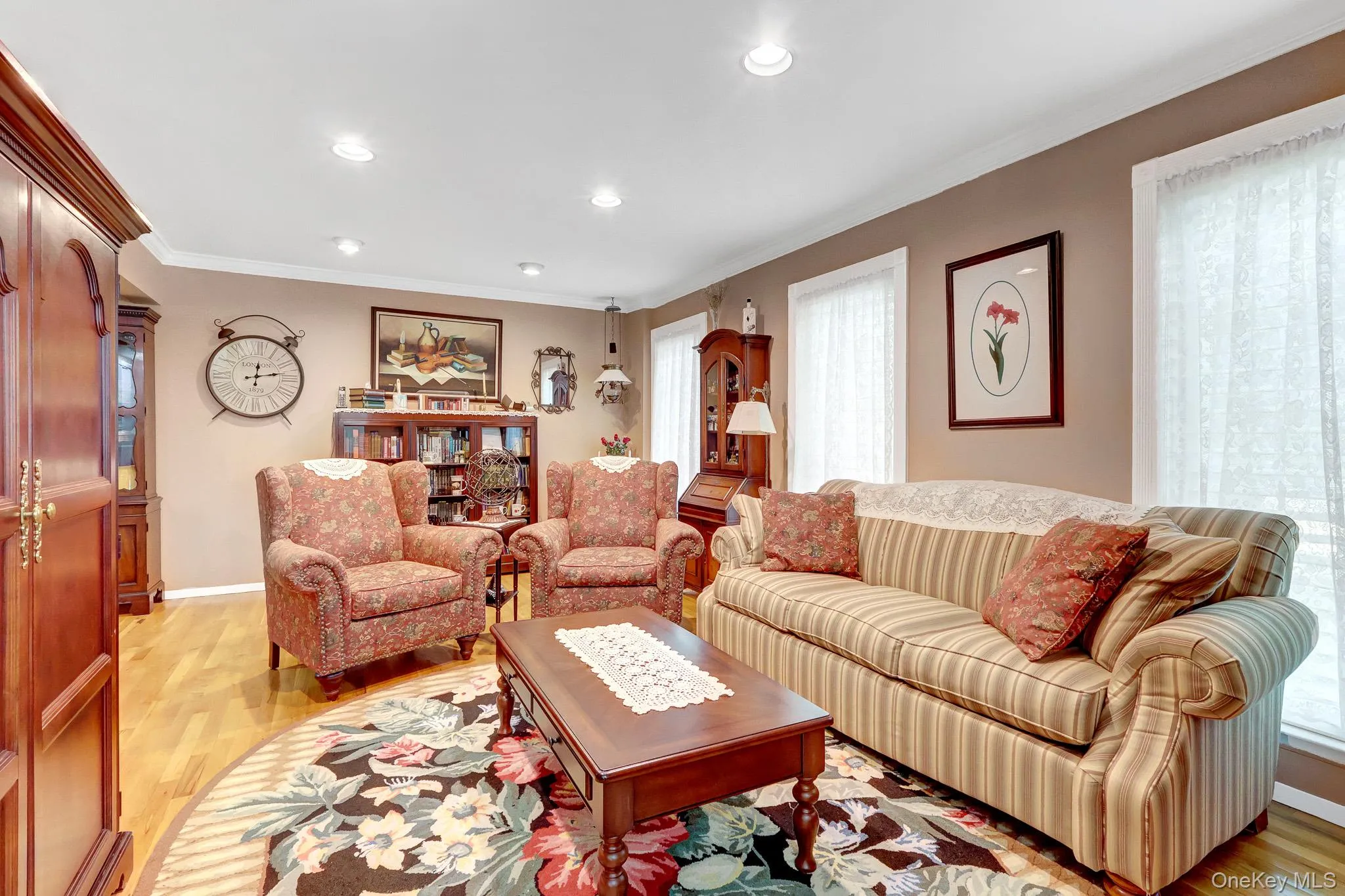 11 Clubhouse Court, Oyster Bay, NY, 3 Bedrooms Bedrooms, 9 Rooms Rooms,2 BathroomsBathrooms,Residential,For Rent,Clubhouse,0,1038513 11 Clubhouse Court, Oyster Bay, NY, 3 Bedrooms Bedrooms, 9 Rooms Rooms,2 BathroomsBathrooms,Residential,For Rent,Clubhouse,0,1038513