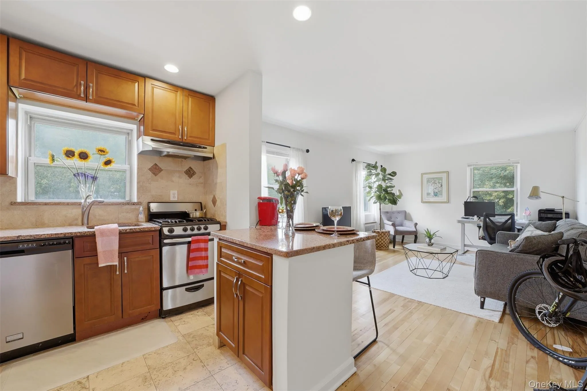 330 Broadway, Greenburgh, NY, 1 Bedroom Bedrooms, 3 Rooms Rooms,1 BathroomBathrooms,Residential,For Rent,Broadway,0,1038514 330 Broadway, Greenburgh, NY, 1 Bedroom Bedrooms, 3 Rooms Rooms,1 BathroomBathrooms,Residential,For Rent,Broadway,0,1038514