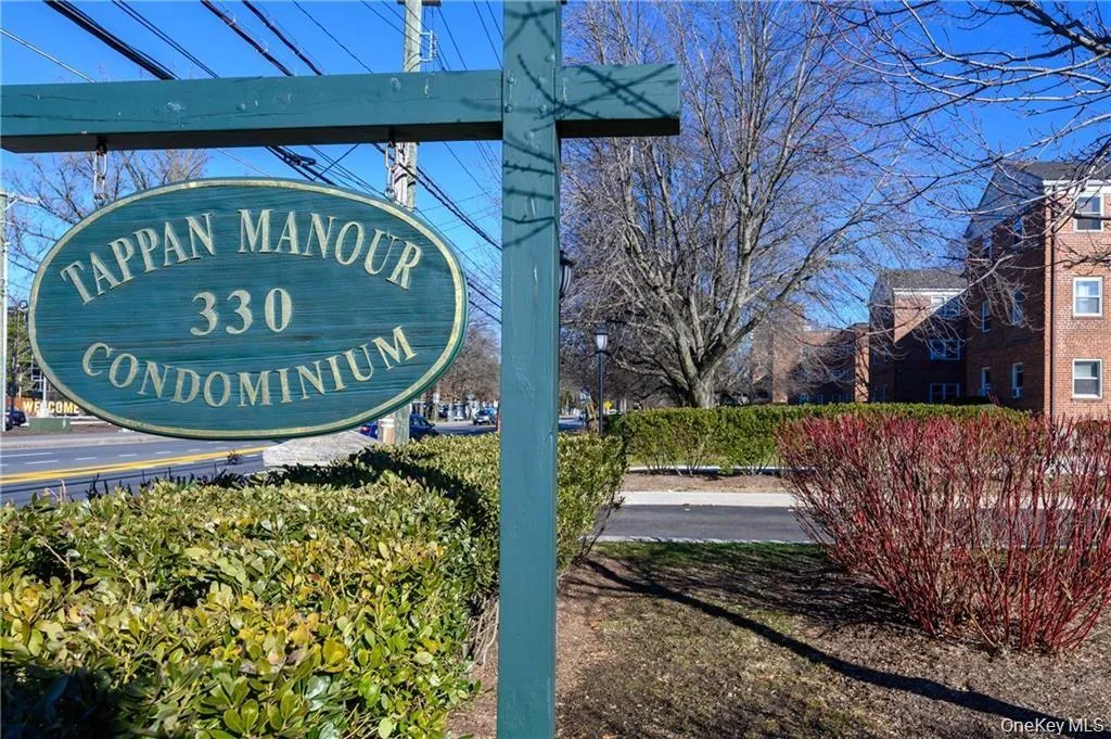 Welcome sign at the entrance of the Tappan Manour Condominium community. Welcome sign at the entrance of the Tappan Manour Condominium community.