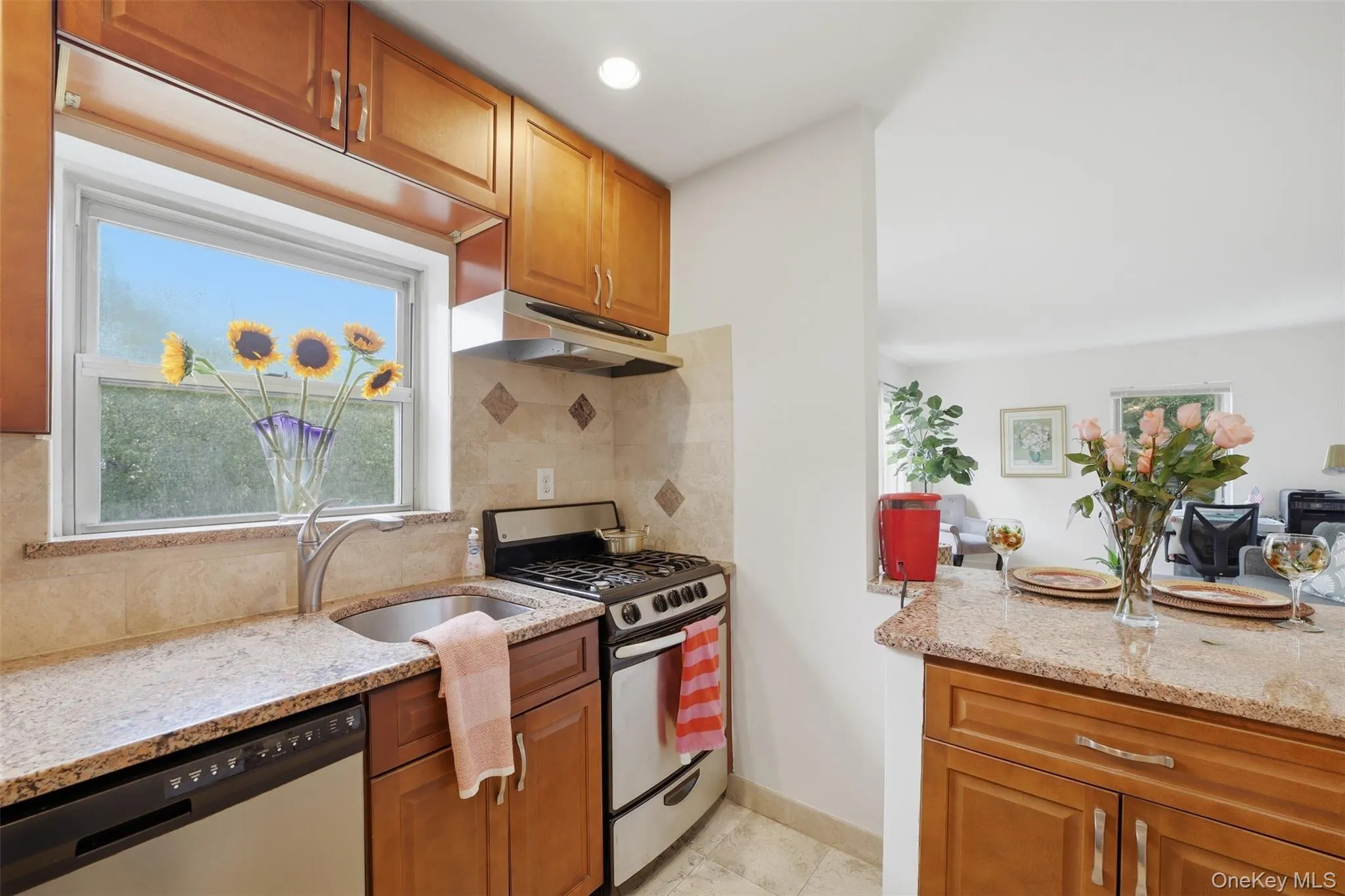 330 Broadway, Greenburgh, NY, 1 Bedroom Bedrooms, 3 Rooms Rooms,1 BathroomBathrooms,Residential,For Rent,Broadway,0,1038514 330 Broadway, Greenburgh, NY, 1 Bedroom Bedrooms, 3 Rooms Rooms,1 BathroomBathrooms,Residential,For Rent,Broadway,0,1038514