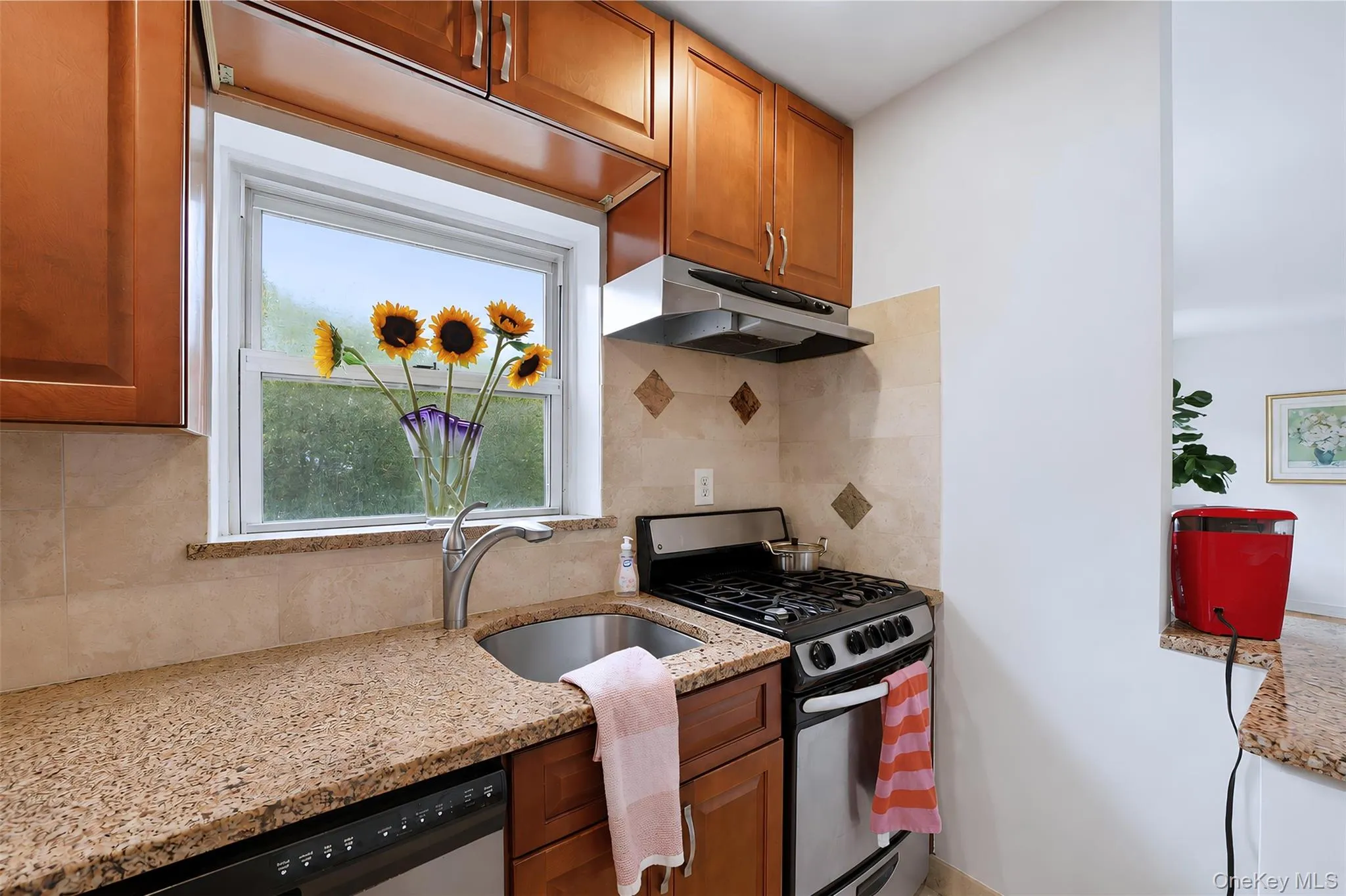 330 Broadway, Greenburgh, NY, 1 Bedroom Bedrooms, 3 Rooms Rooms,1 BathroomBathrooms,Residential,For Rent,Broadway,0,1038514 330 Broadway, Greenburgh, NY, 1 Bedroom Bedrooms, 3 Rooms Rooms,1 BathroomBathrooms,Residential,For Rent,Broadway,0,1038514