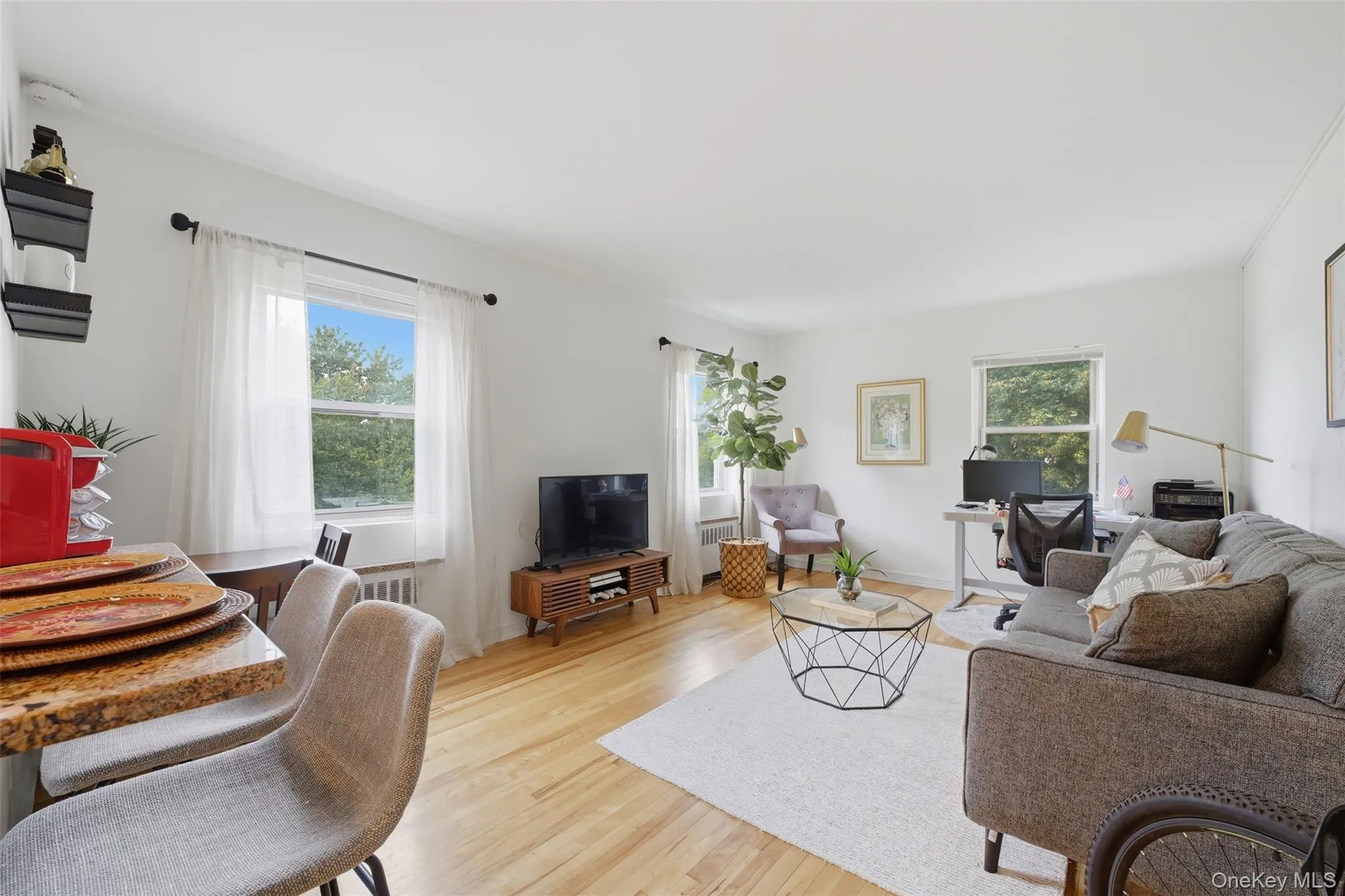 330 Broadway, Greenburgh, NY, 1 Bedroom Bedrooms, 3 Rooms Rooms,1 BathroomBathrooms,Residential,For Rent,Broadway,0,1038514 330 Broadway, Greenburgh, NY, 1 Bedroom Bedrooms, 3 Rooms Rooms,1 BathroomBathrooms,Residential,For Rent,Broadway,0,1038514